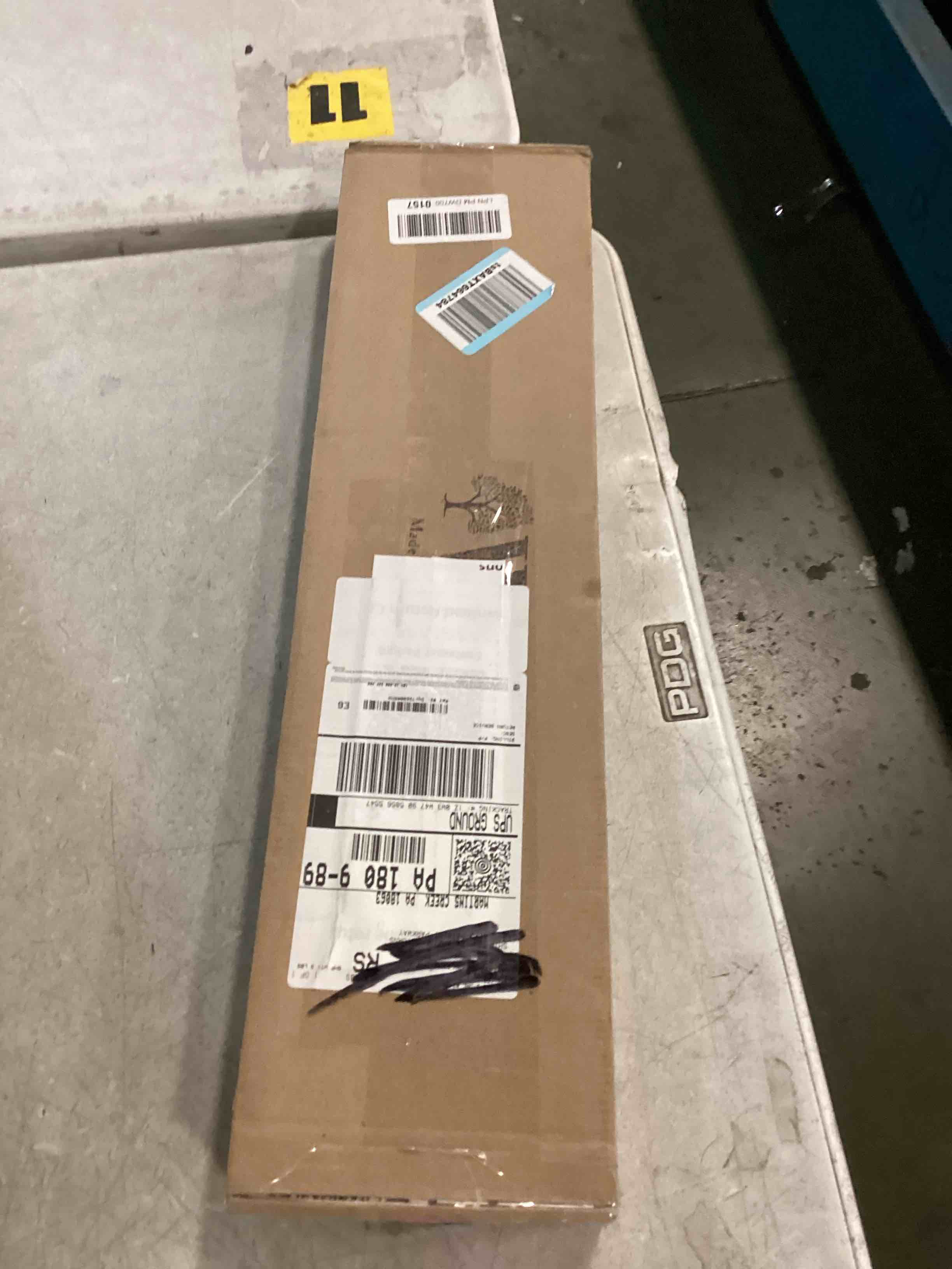 https://s3.amazonaws.com/lotting-images-prod/bidfta/PNK3467227_1746447516822.jpeg