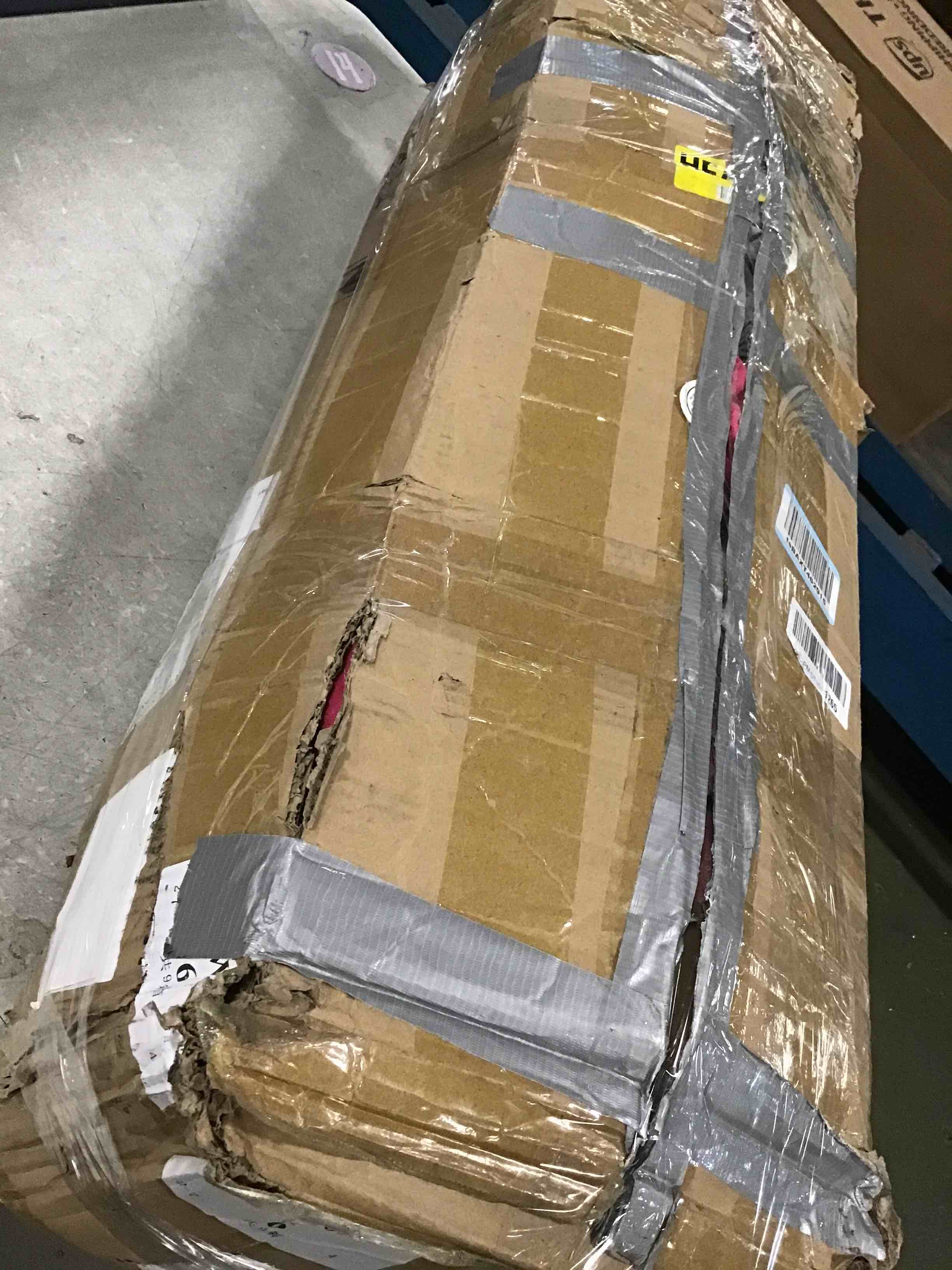 https://s3.amazonaws.com/lotting-images-prod/bidfta/PNK3467309_1746533353034.jpeg