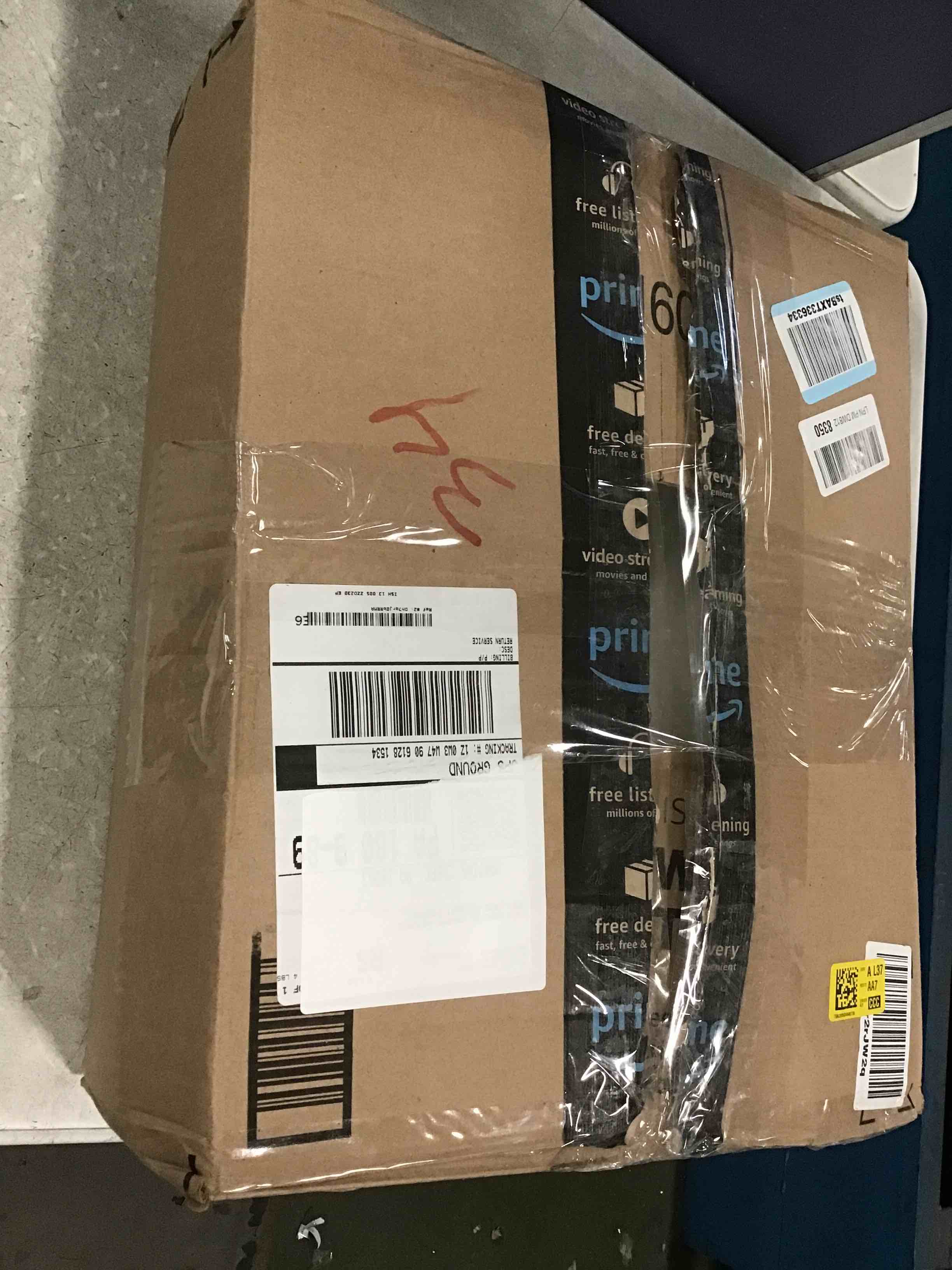 https://s3.amazonaws.com/lotting-images-prod/bidfta/PNK3467327_1746535095924.jpeg