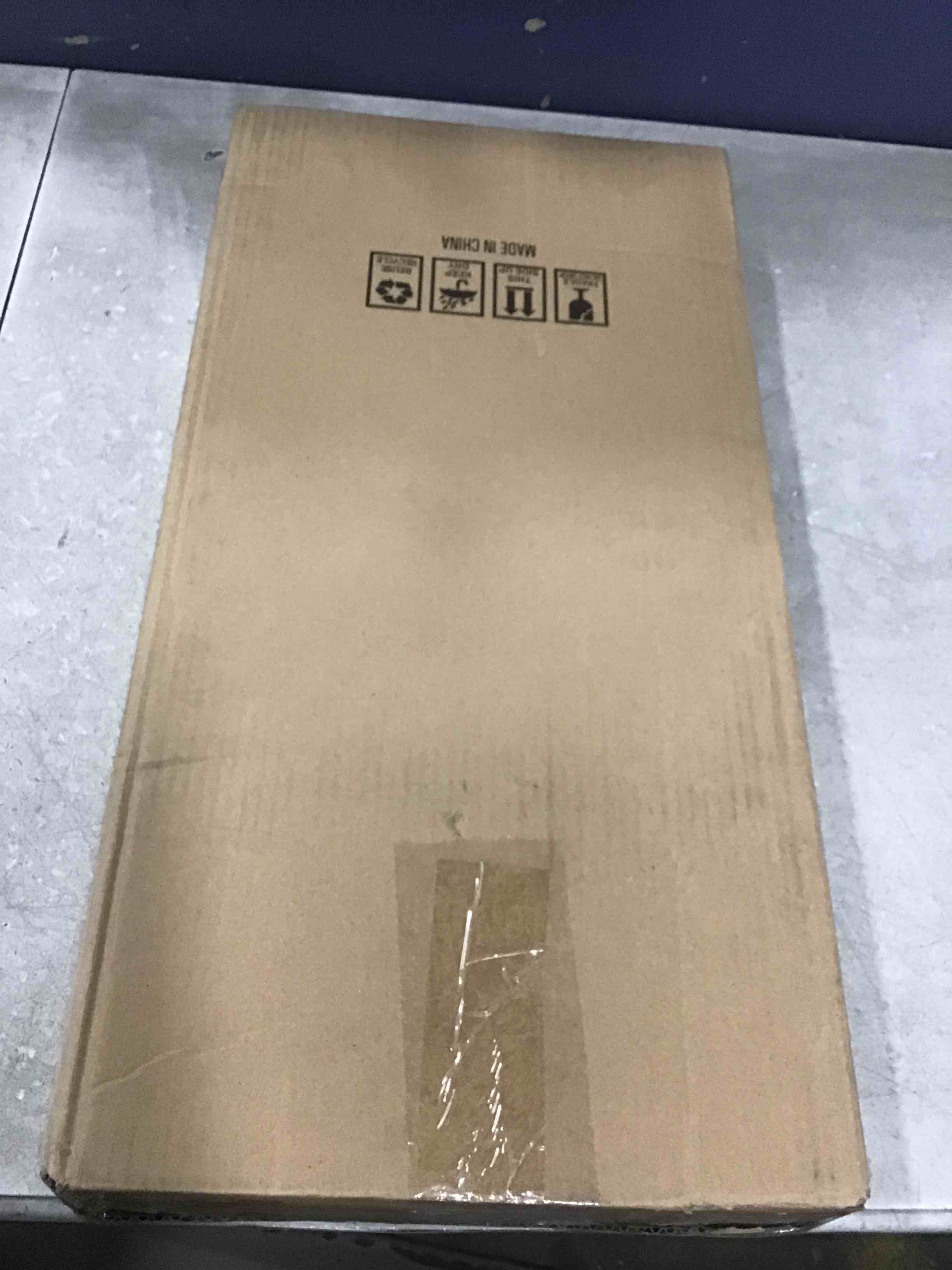 https://s3.amazonaws.com/lotting-images-prod/bidfta/PNK3467348_1746536543427.jpeg