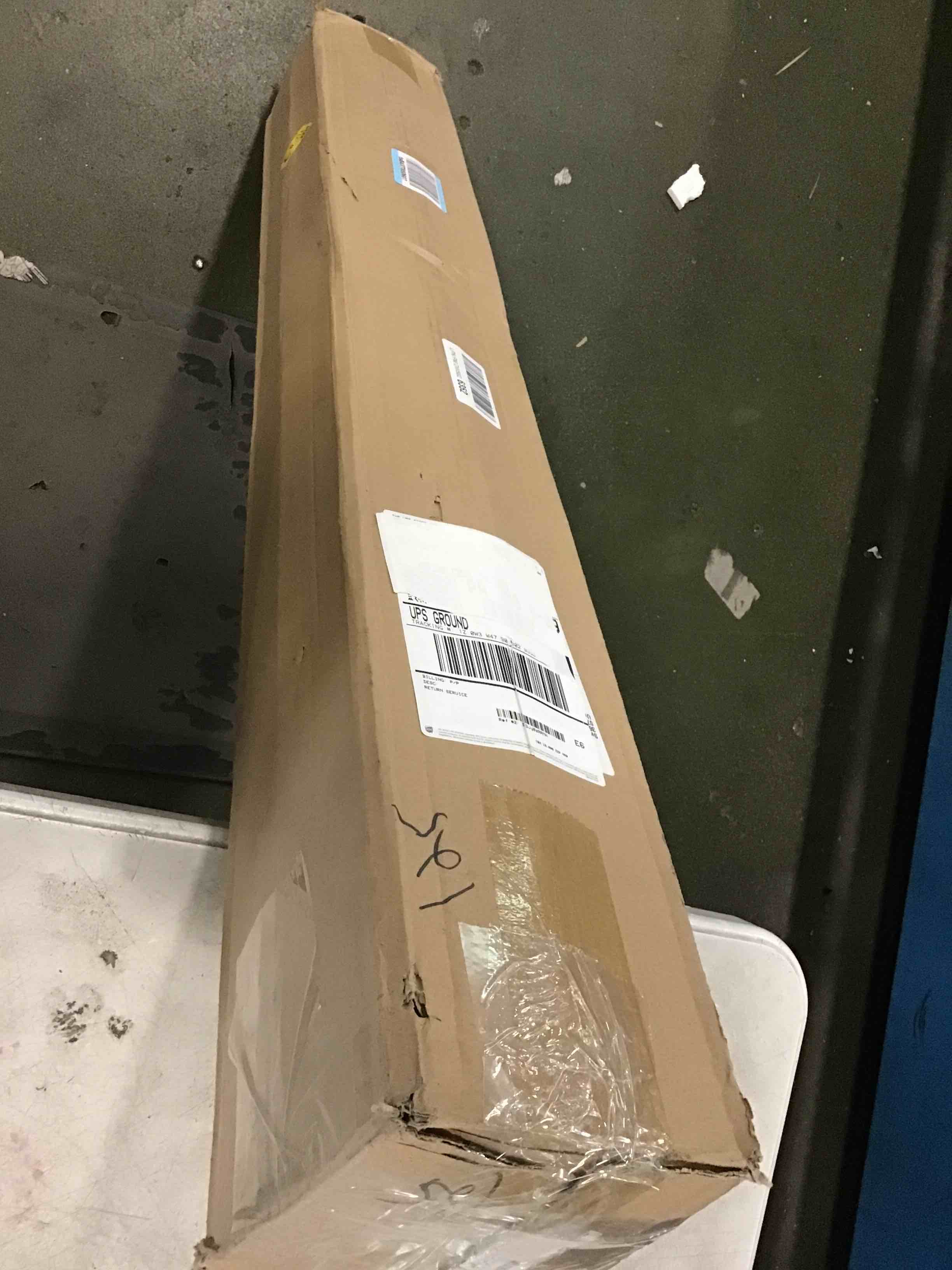 https://s3.amazonaws.com/lotting-images-prod/bidfta/PNK3467705_1746646254180.jpeg