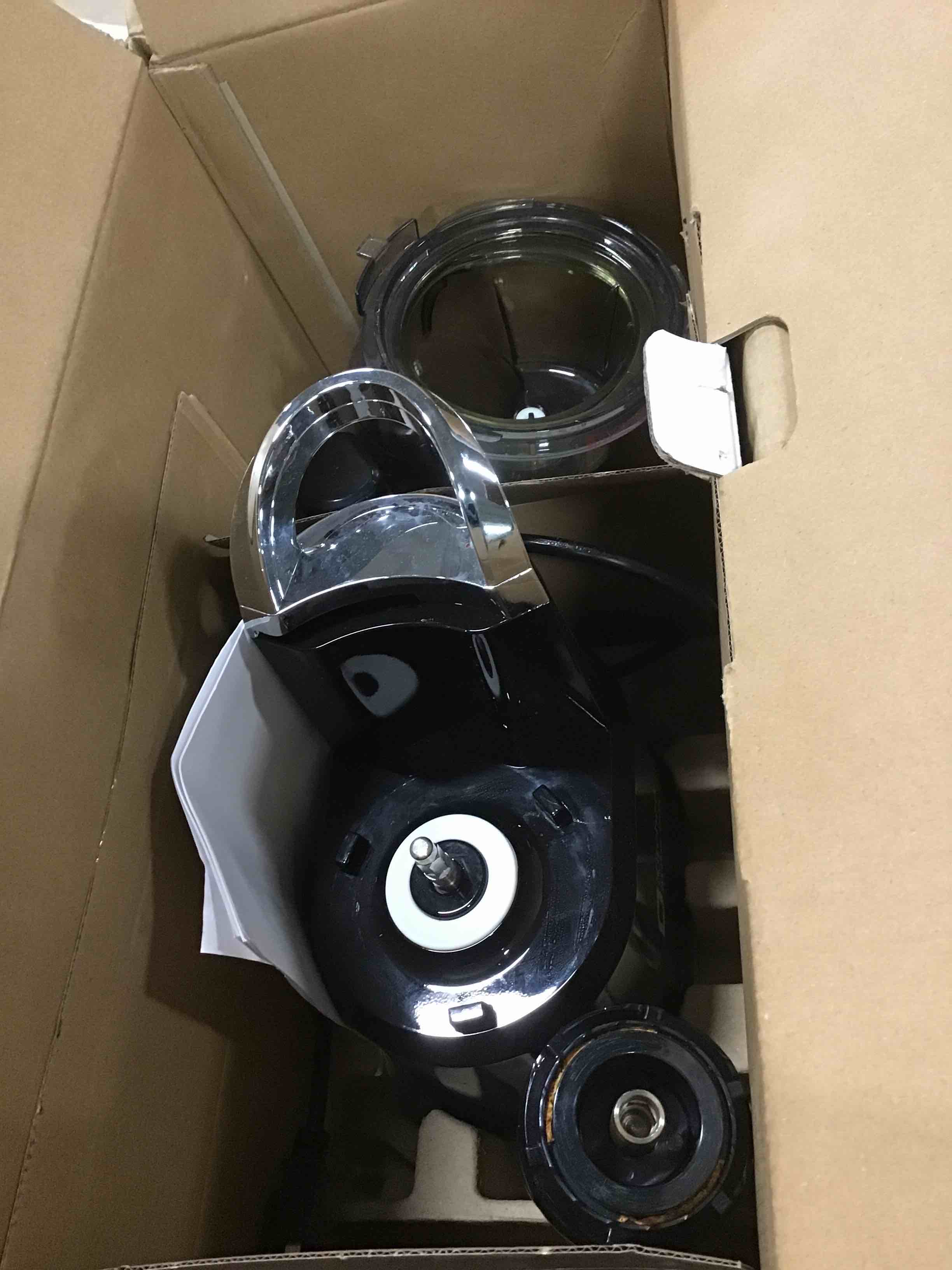 https://s3.amazonaws.com/lotting-images-prod/bidfta/PNK3467739_1746706732217.jpeg