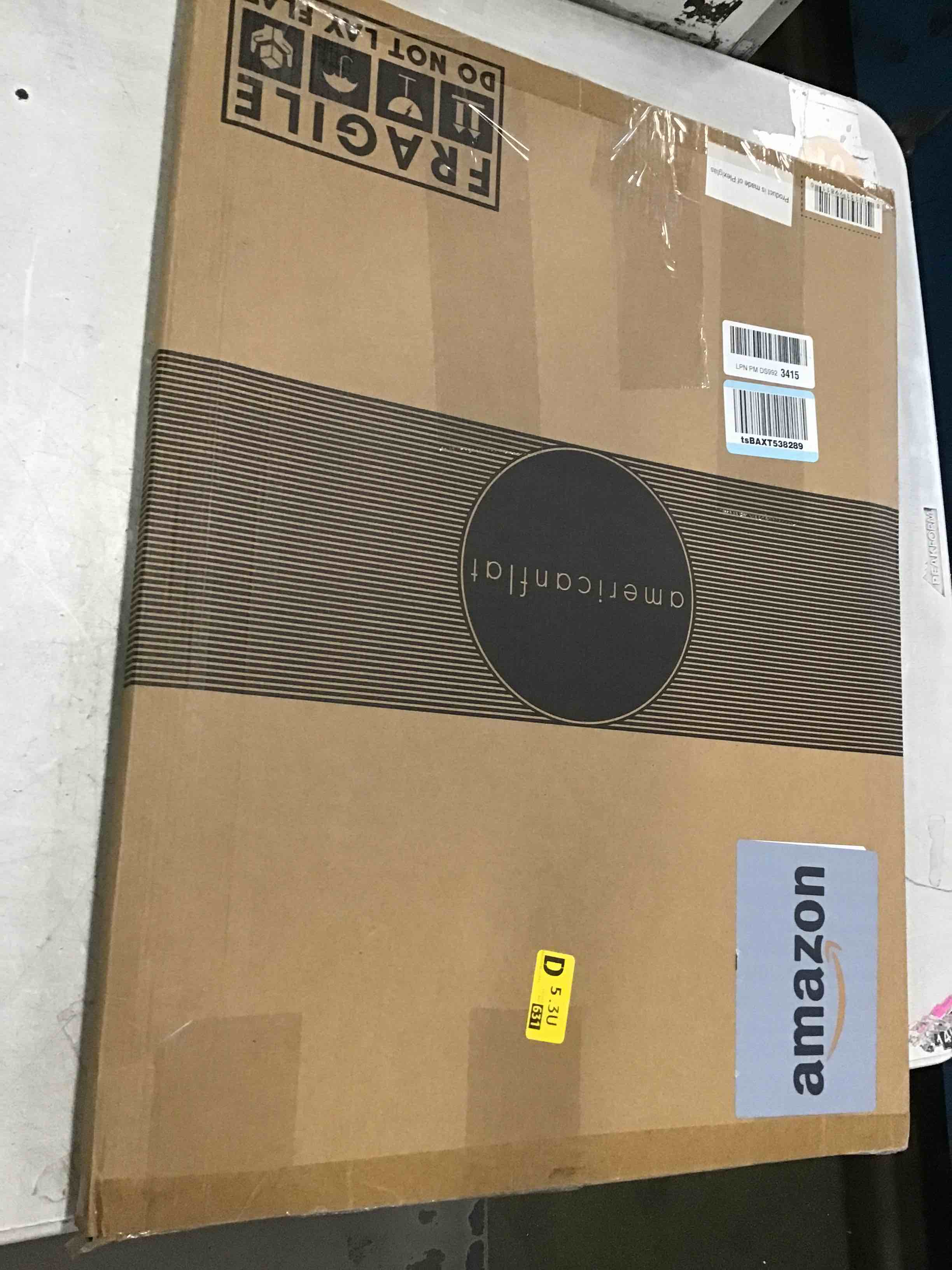 https://s3.amazonaws.com/lotting-images-prod/bidfta/PNK3467835_1746715527635.jpeg