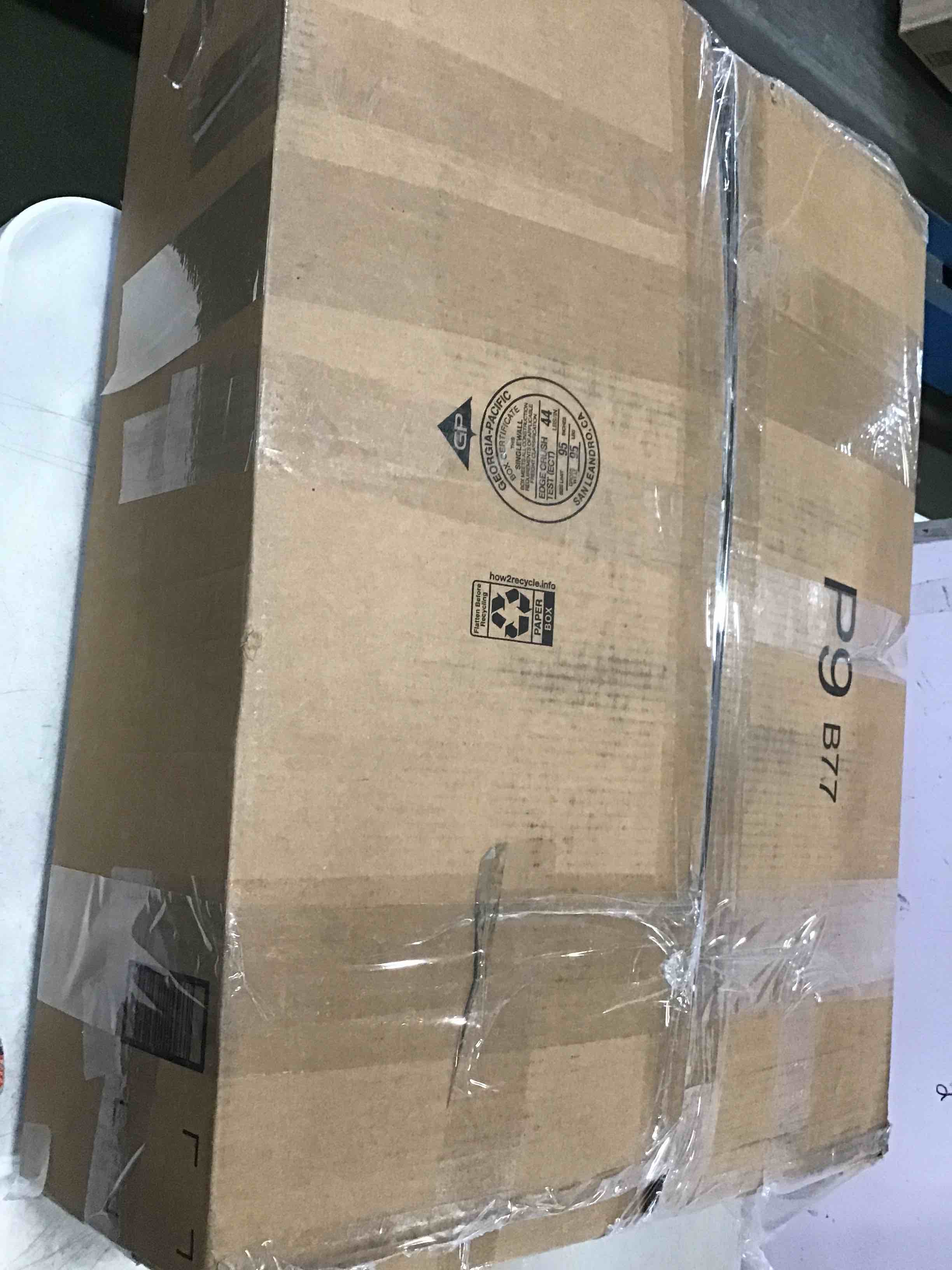 https://s3.amazonaws.com/lotting-images-prod/bidfta/PNK3468110_1746804634008.jpeg