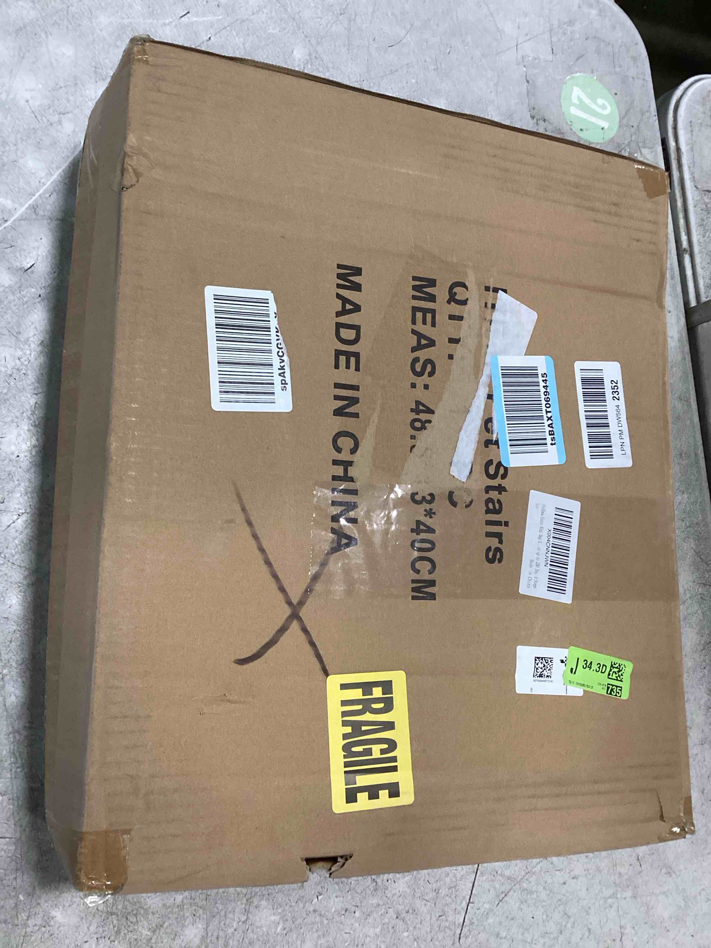 https://s3.amazonaws.com/lotting-images-prod/bidfta/PNK3468570_1747229570821.jpeg