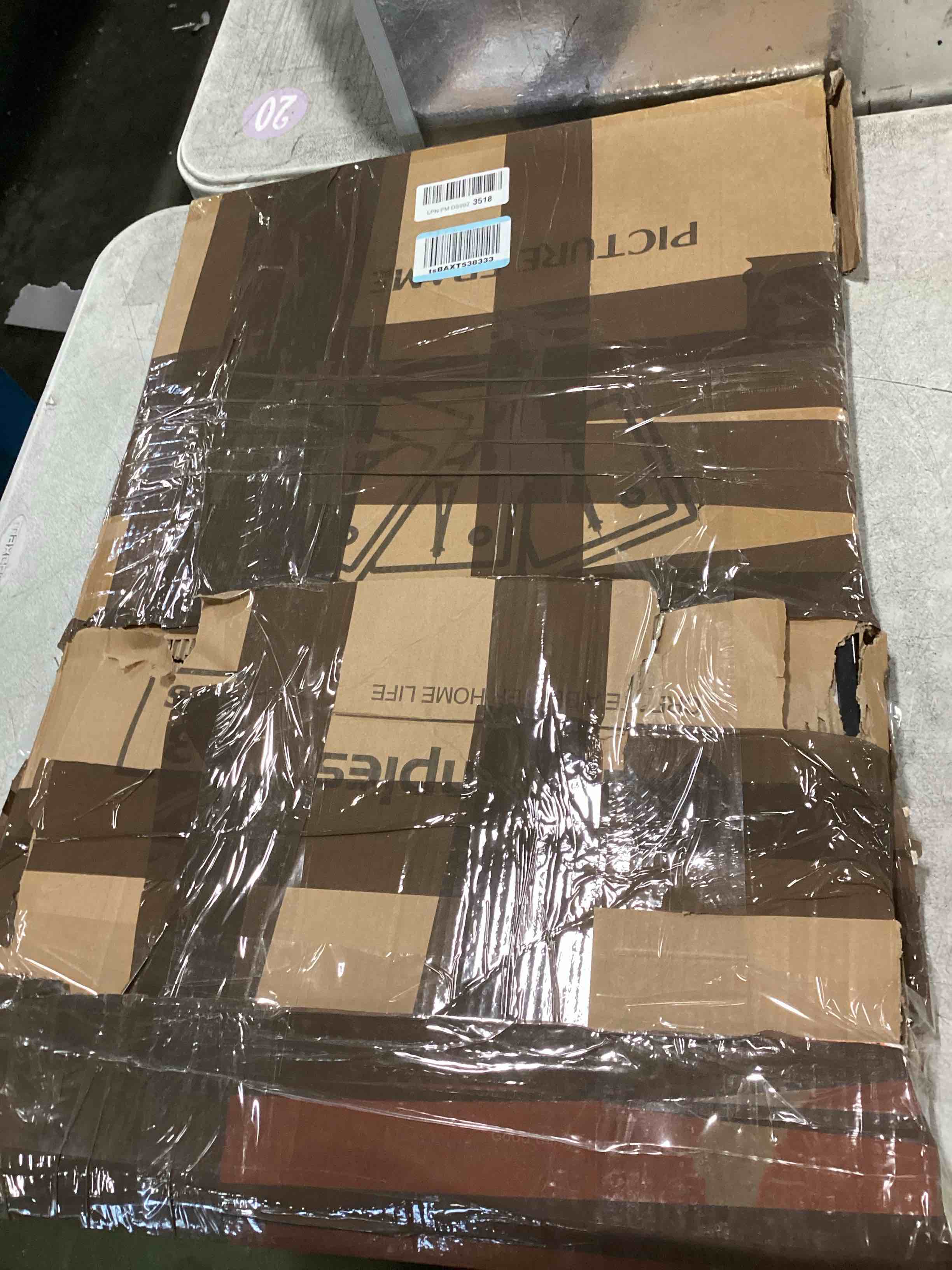 https://s3.amazonaws.com/lotting-images-prod/bidfta/PNK3468742_1747245976997.jpeg