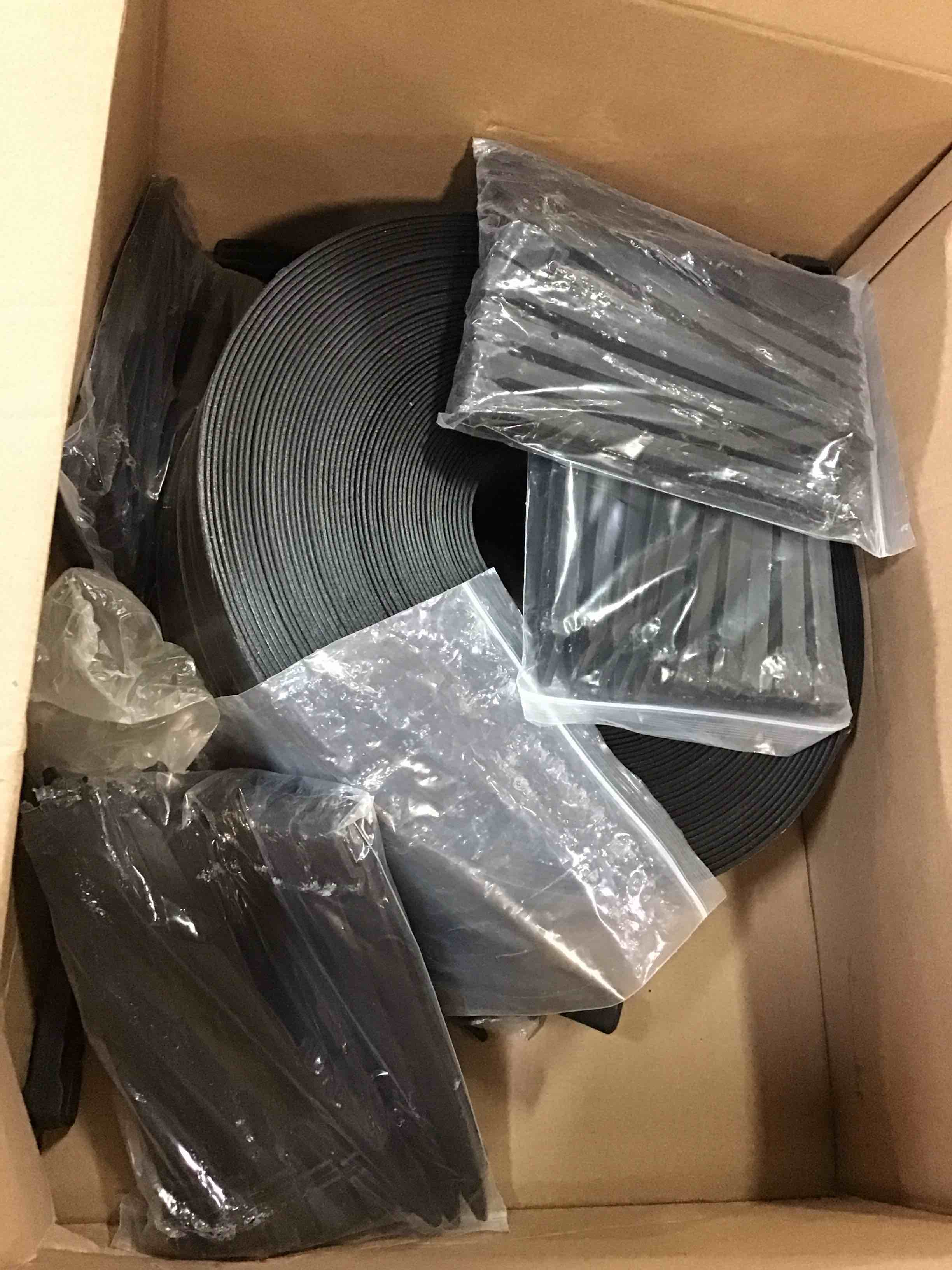 https://s3.amazonaws.com/lotting-images-prod/bidfta/PNK3468835_1747315399617.jpeg