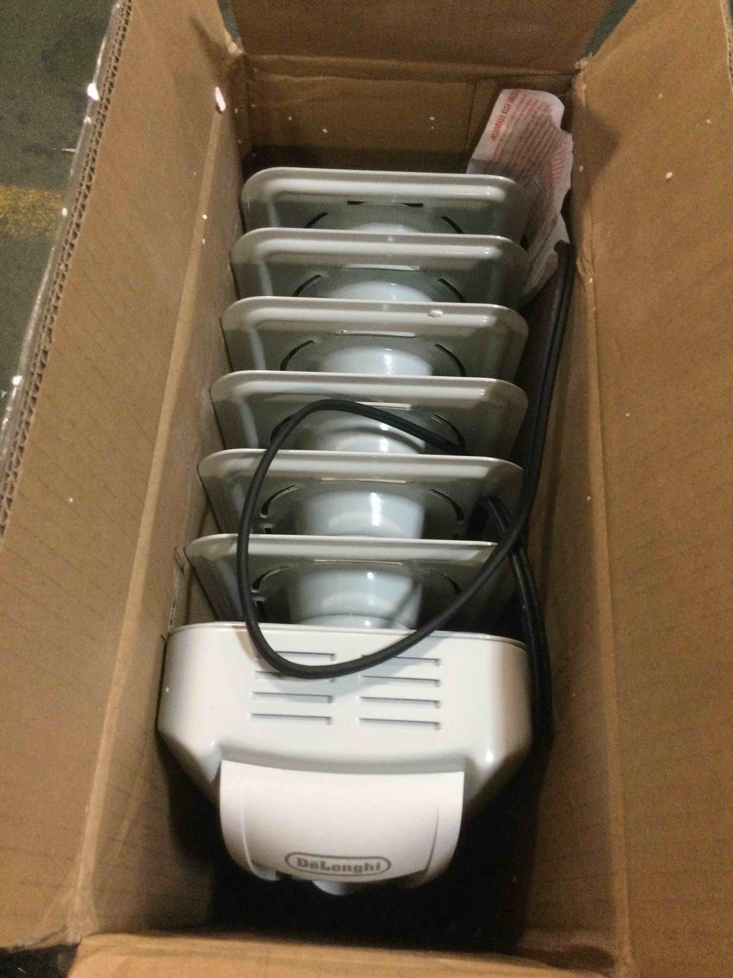 https://s3.amazonaws.com/lotting-images-prod/bidfta/PNK3468892_1747322236248.jpeg