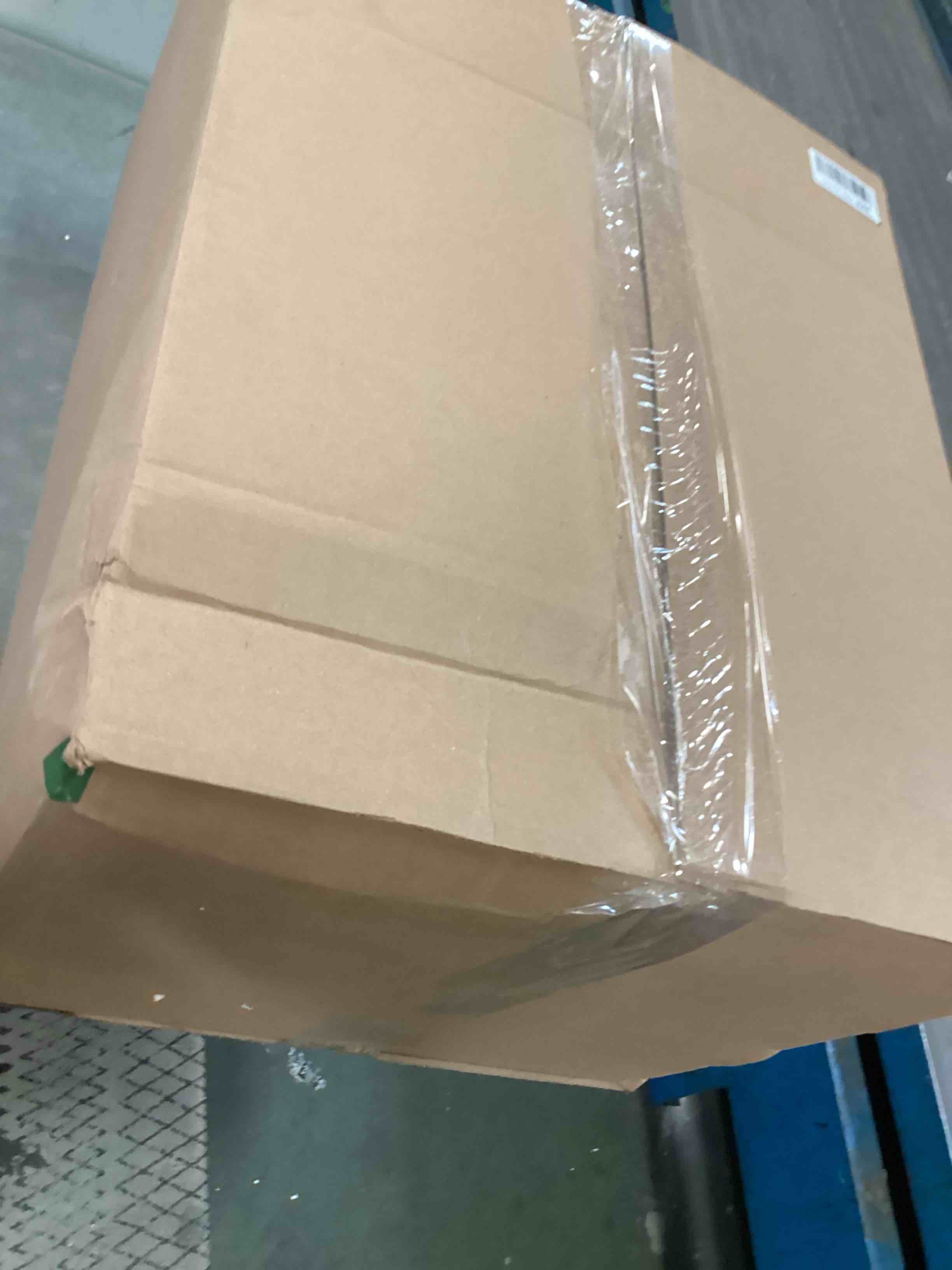 https://s3.amazonaws.com/lotting-images-prod/bidfta/PNK3469355_1745847518025.jpeg