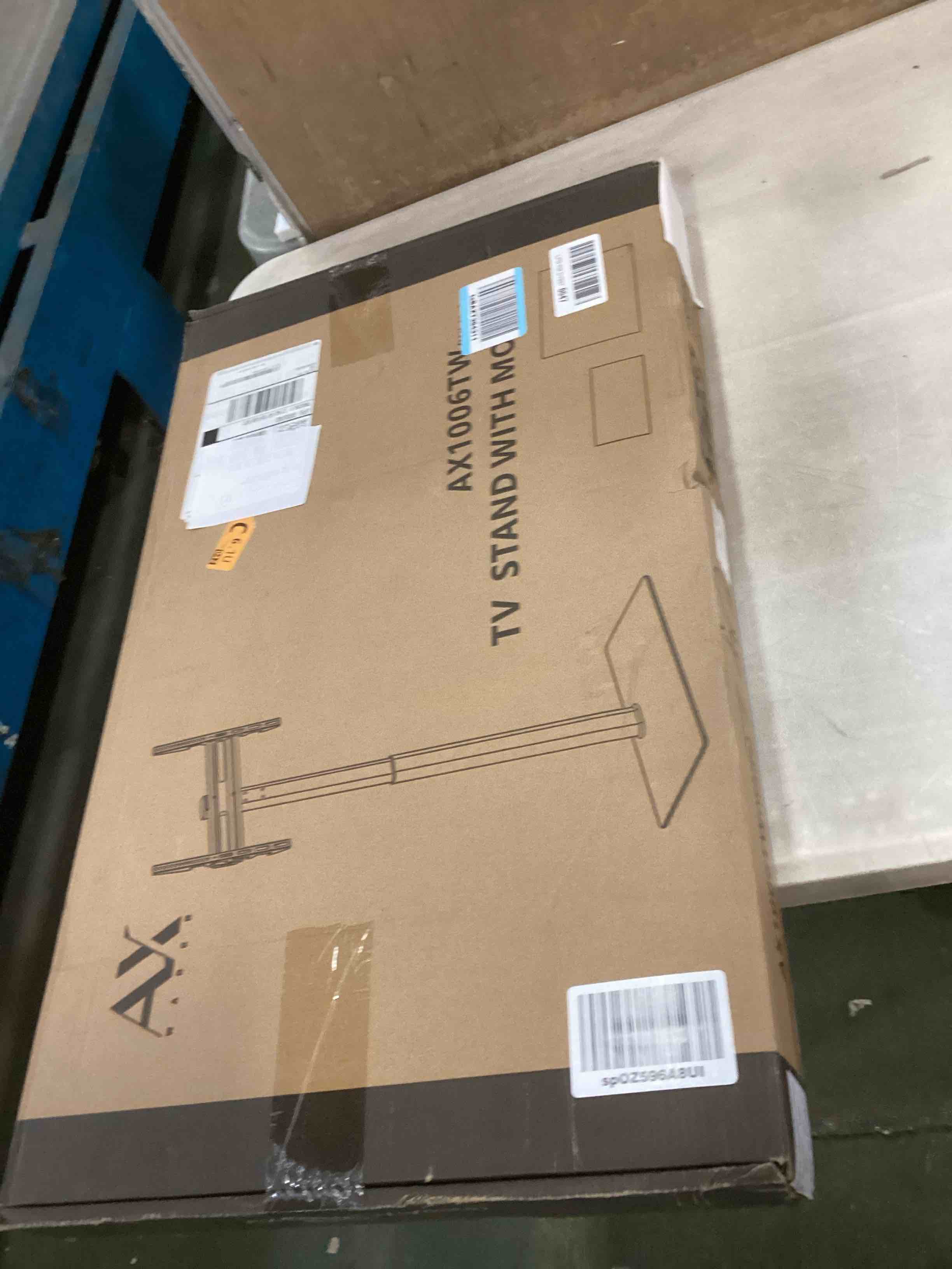 https://s3.amazonaws.com/lotting-images-prod/bidfta/PNK3469980_1746454986009.jpeg