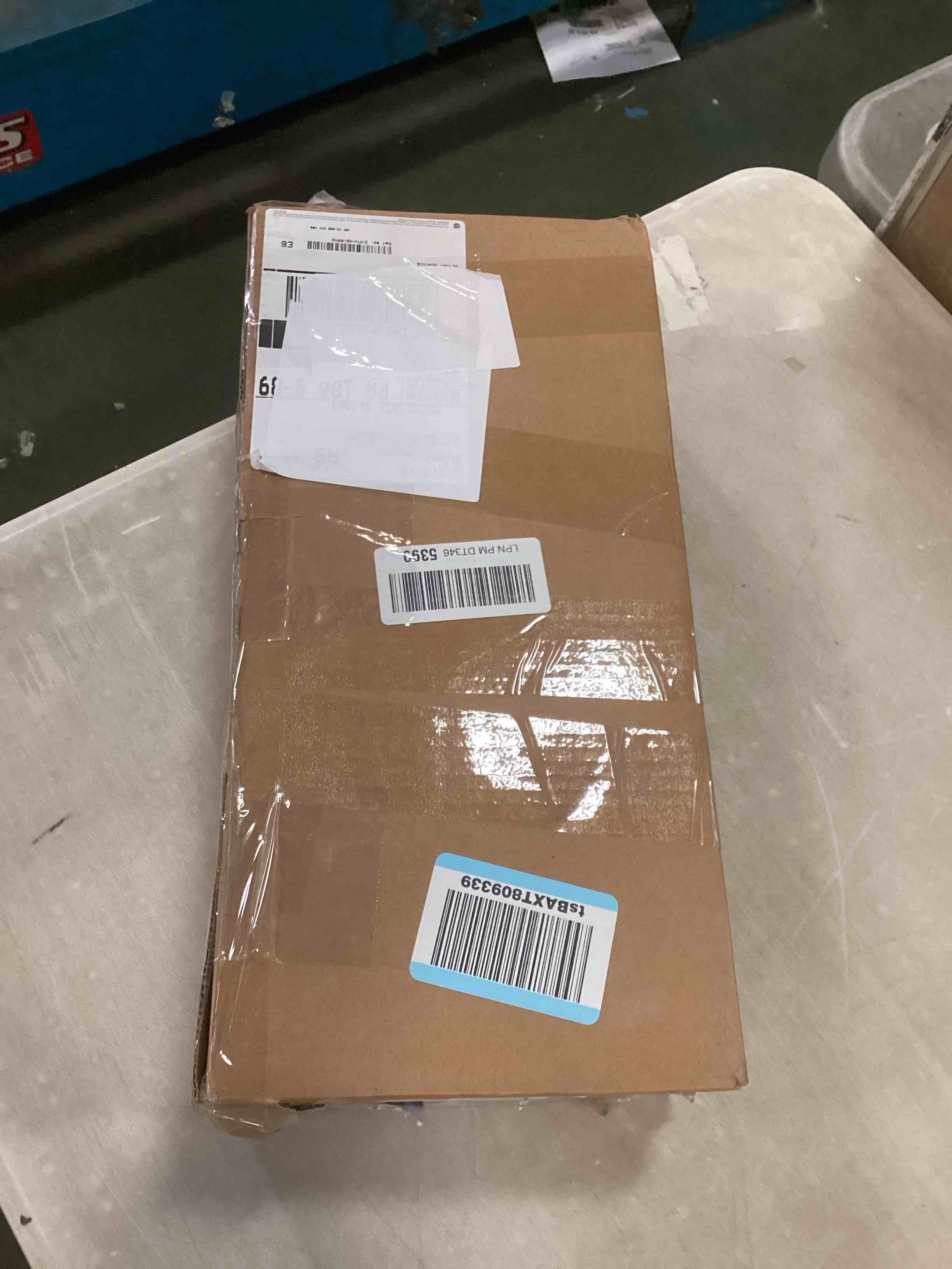 https://s3.amazonaws.com/lotting-images-prod/bidfta/PNK3470059_1746467447434.jpeg