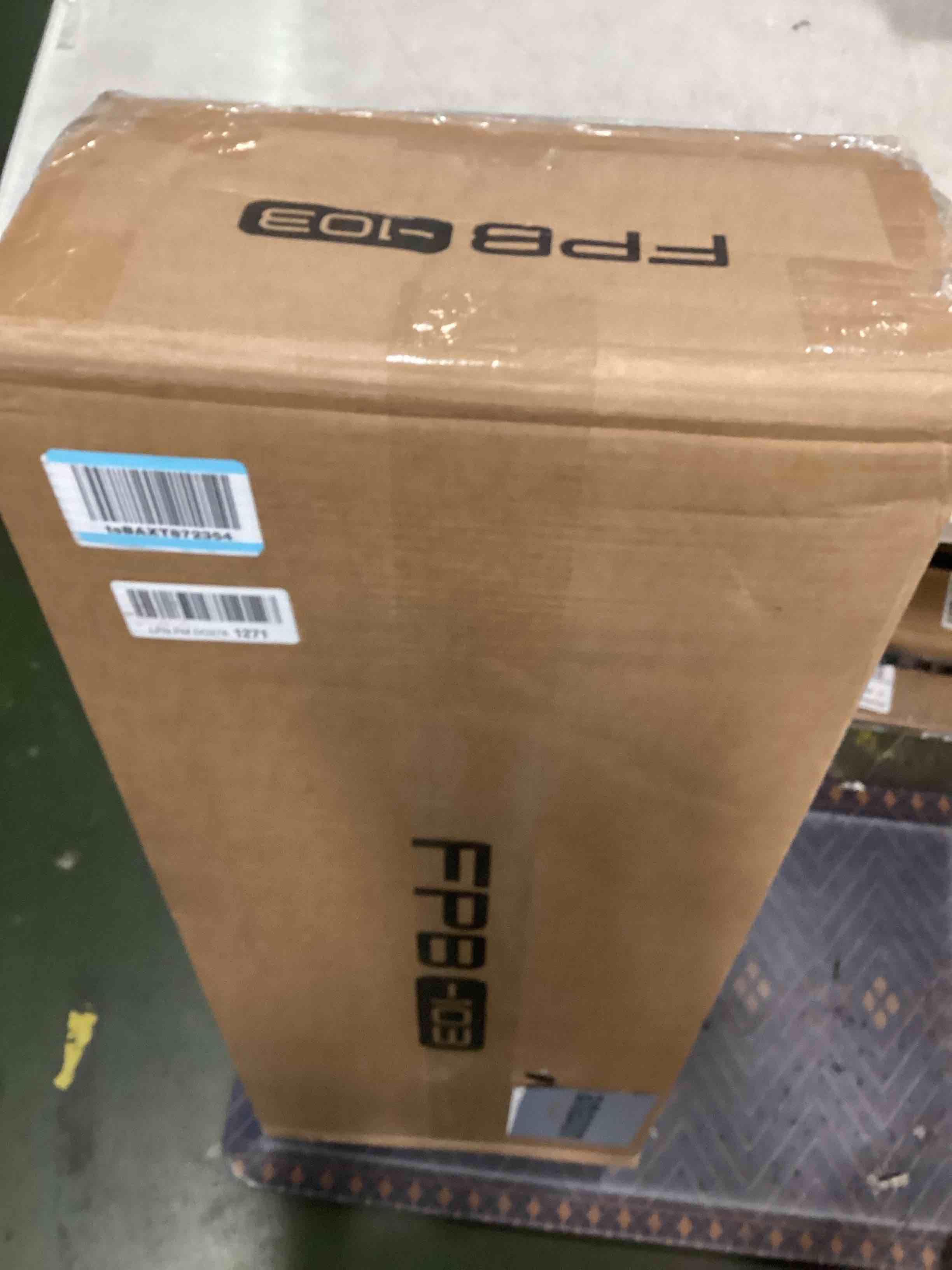 https://s3.amazonaws.com/lotting-images-prod/bidfta/PNK3470126_1746536194649.jpeg