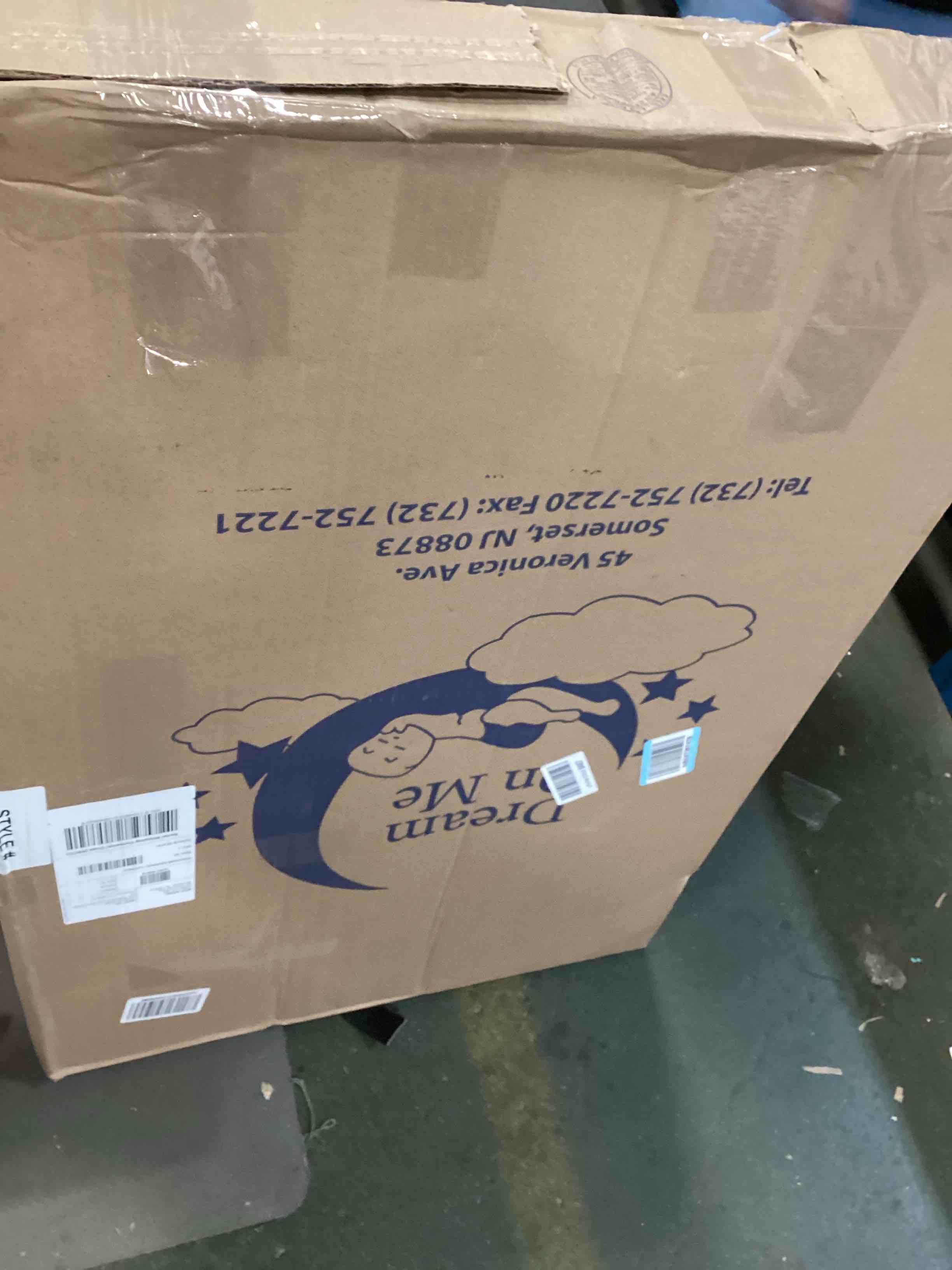 https://s3.amazonaws.com/lotting-images-prod/bidfta/PNK3470876_1746808687067.jpeg