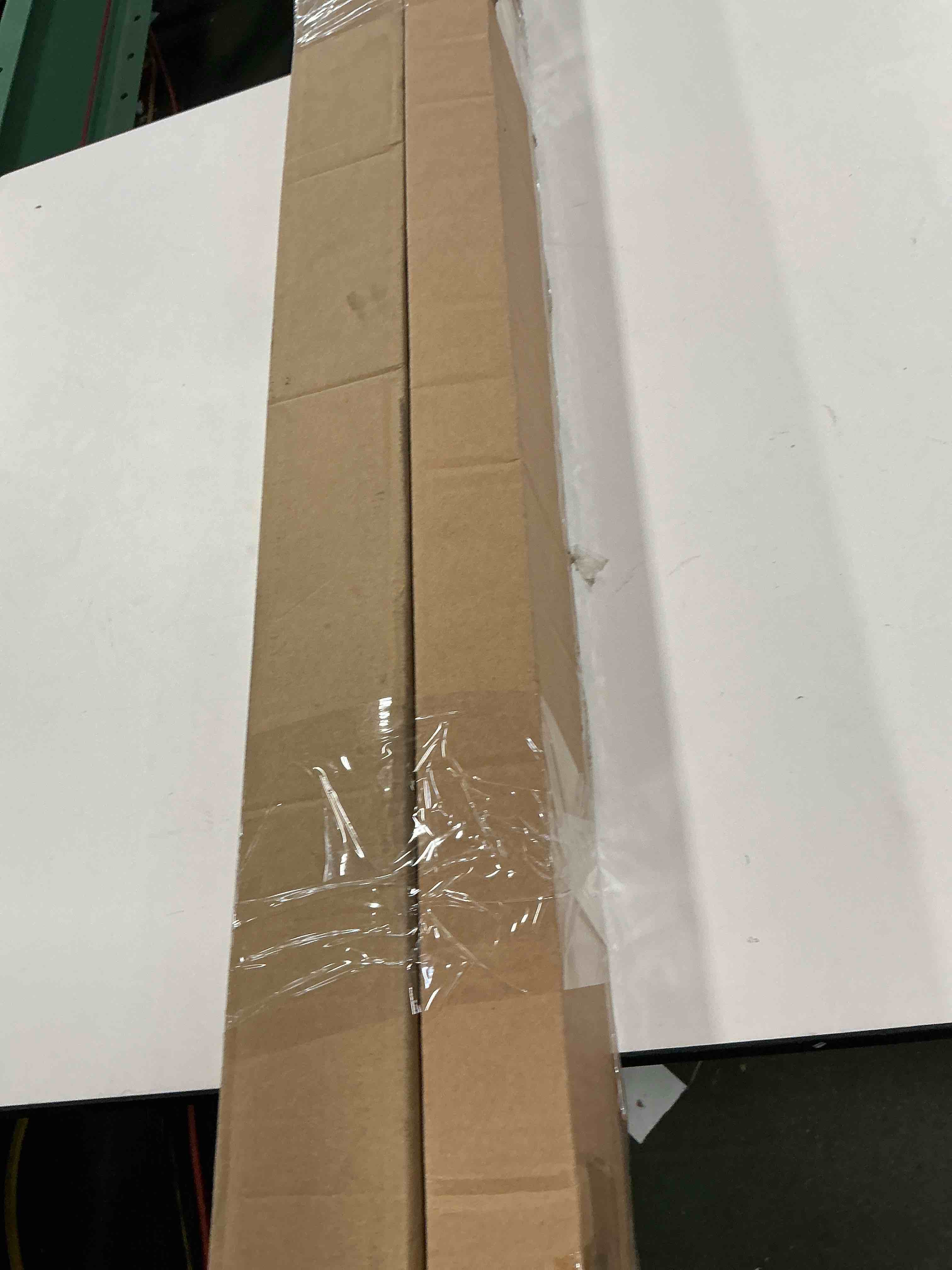 https://s3.amazonaws.com/lotting-images-prod/bidfta/PNK3497377_1755610323578.jpeg