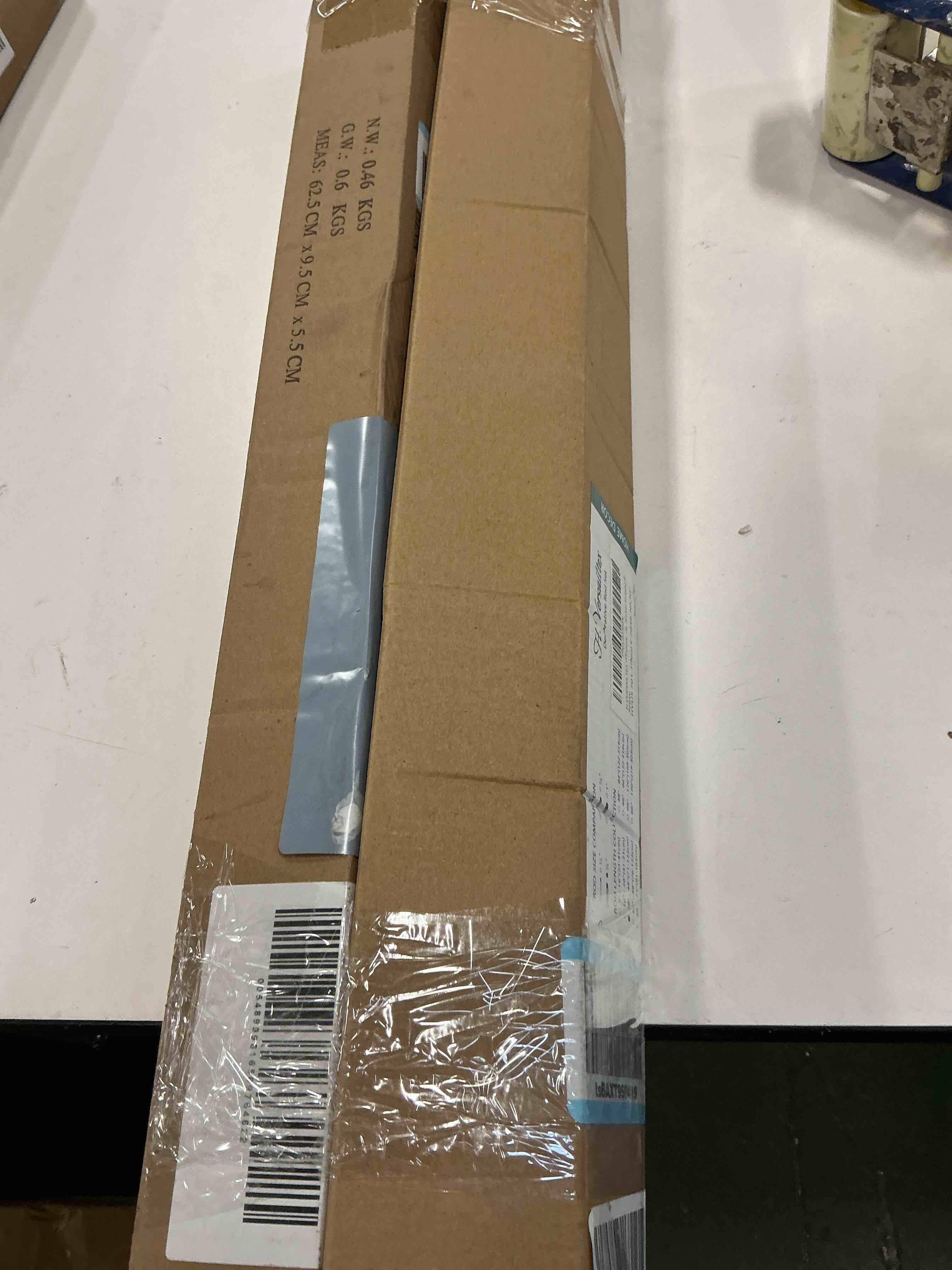 https://s3.amazonaws.com/lotting-images-prod/bidfta/PNK3497829_1755793402235.jpeg