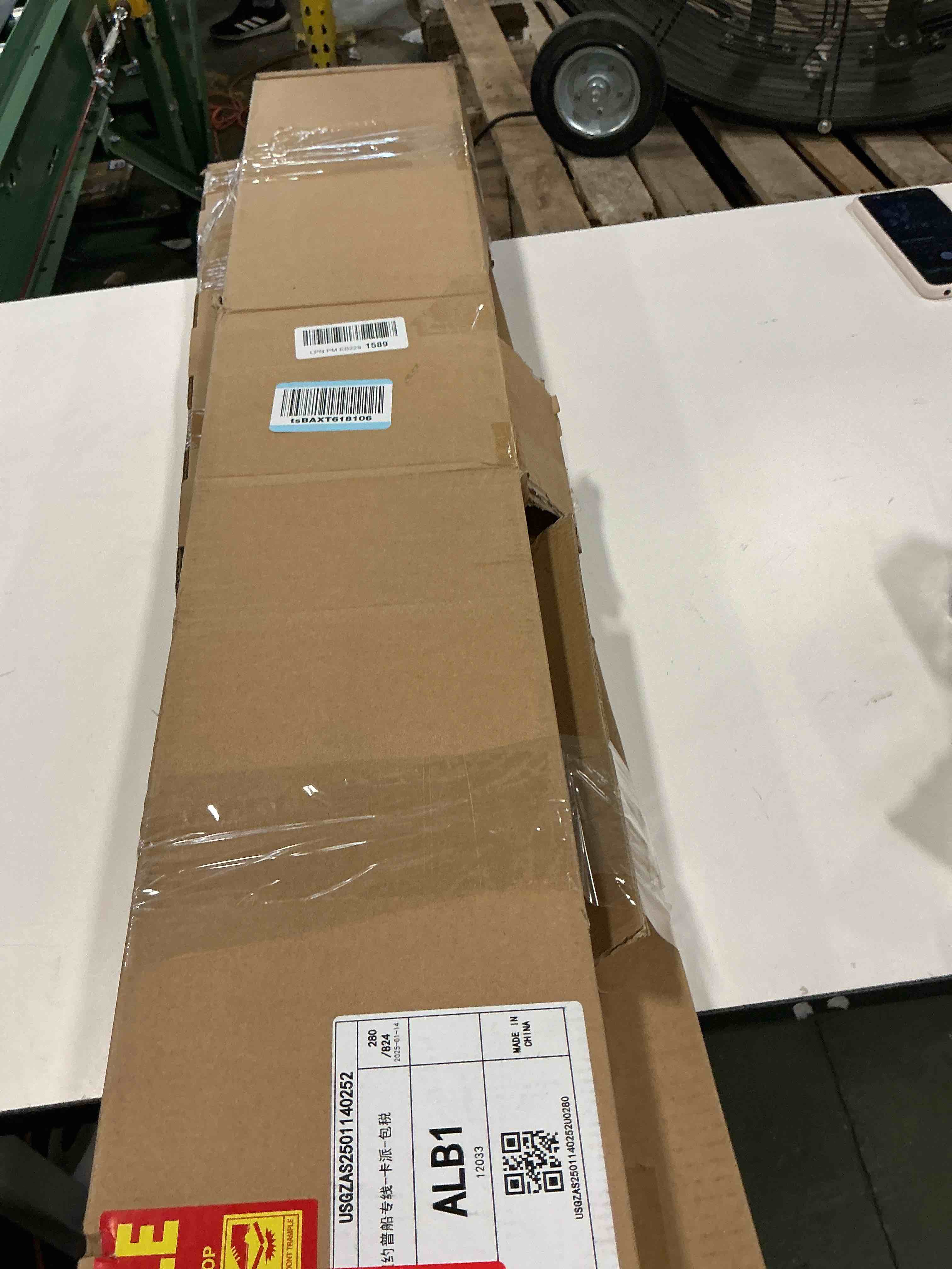 https://s3.amazonaws.com/lotting-images-prod/bidfta/PNK3497980_1755869982067.jpeg