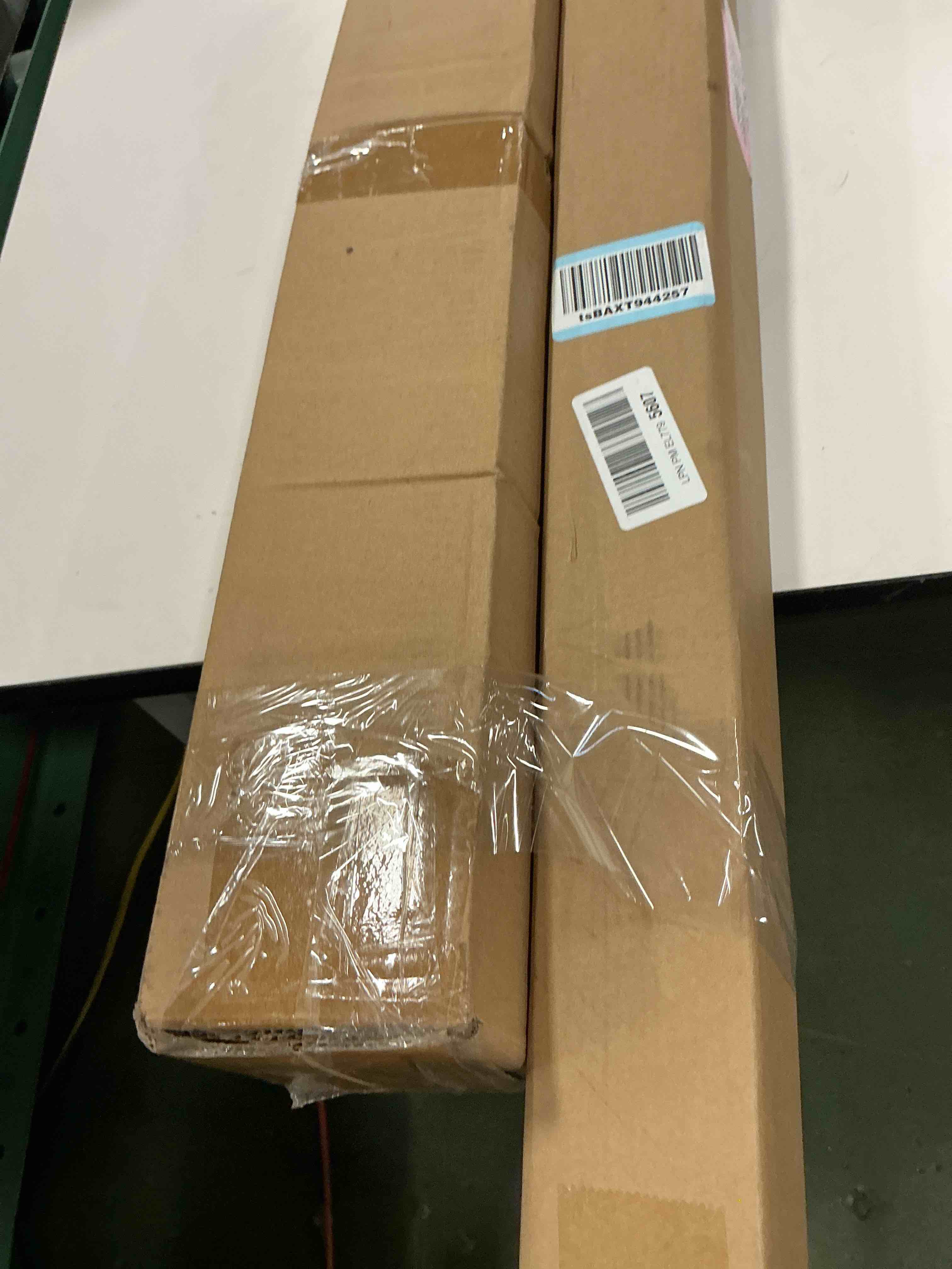https://s3.amazonaws.com/lotting-images-prod/bidfta/PNK3497983_1755869595155.jpeg