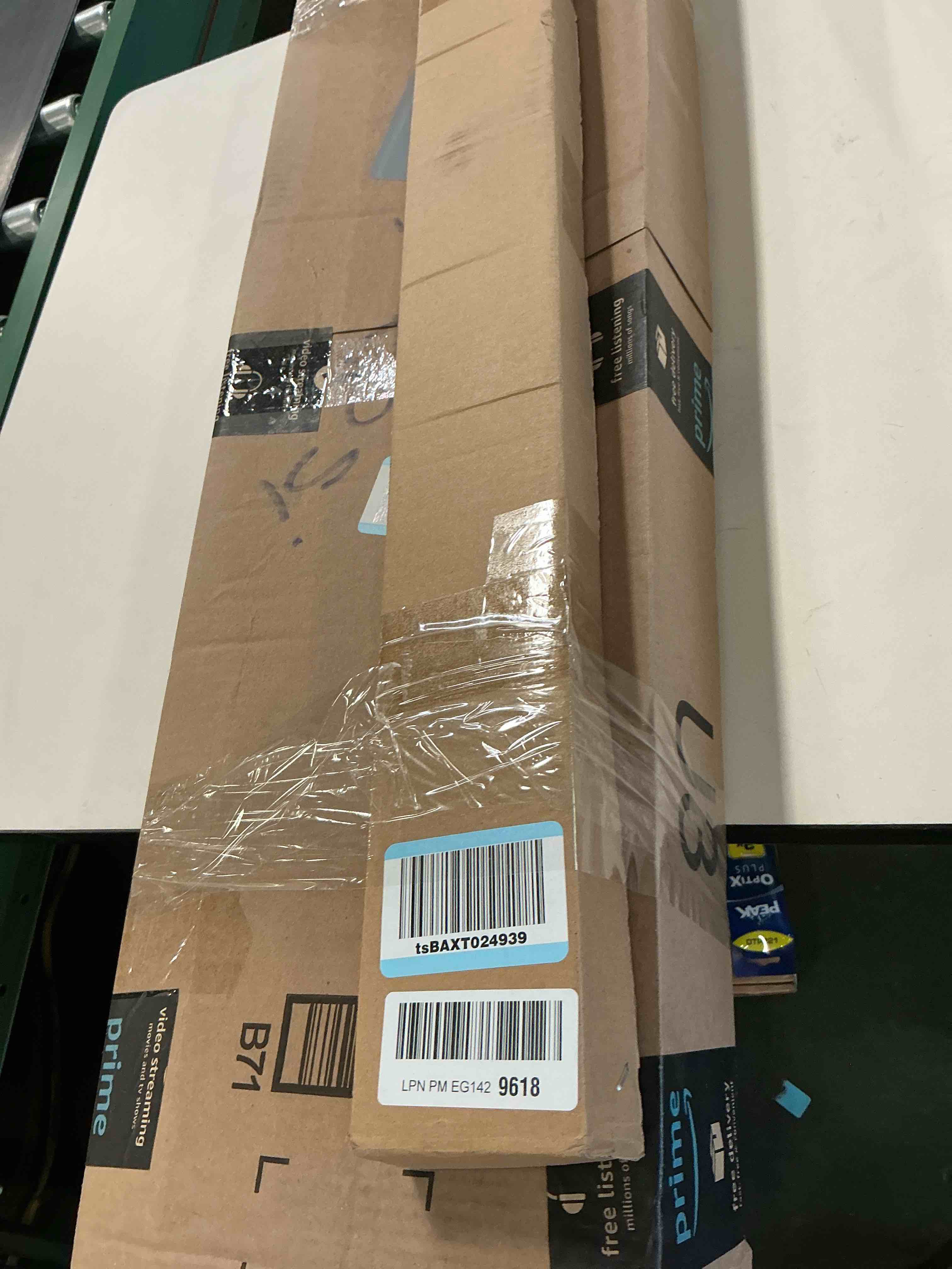 https://s3.amazonaws.com/lotting-images-prod/bidfta/PNK3498484_1756126496891.jpeg