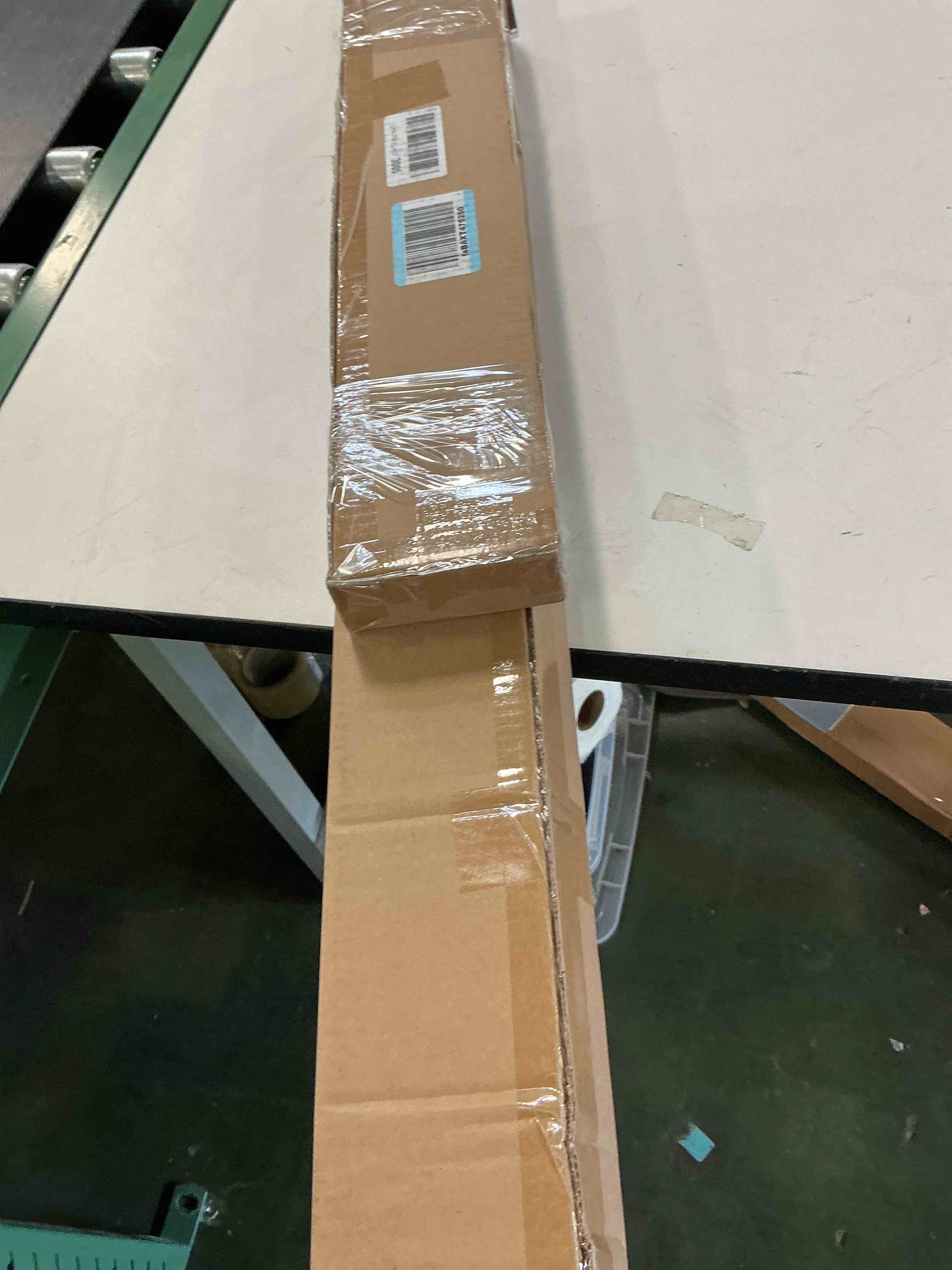 https://s3.amazonaws.com/lotting-images-prod/bidfta/PNK3498657_1756151167823.jpeg