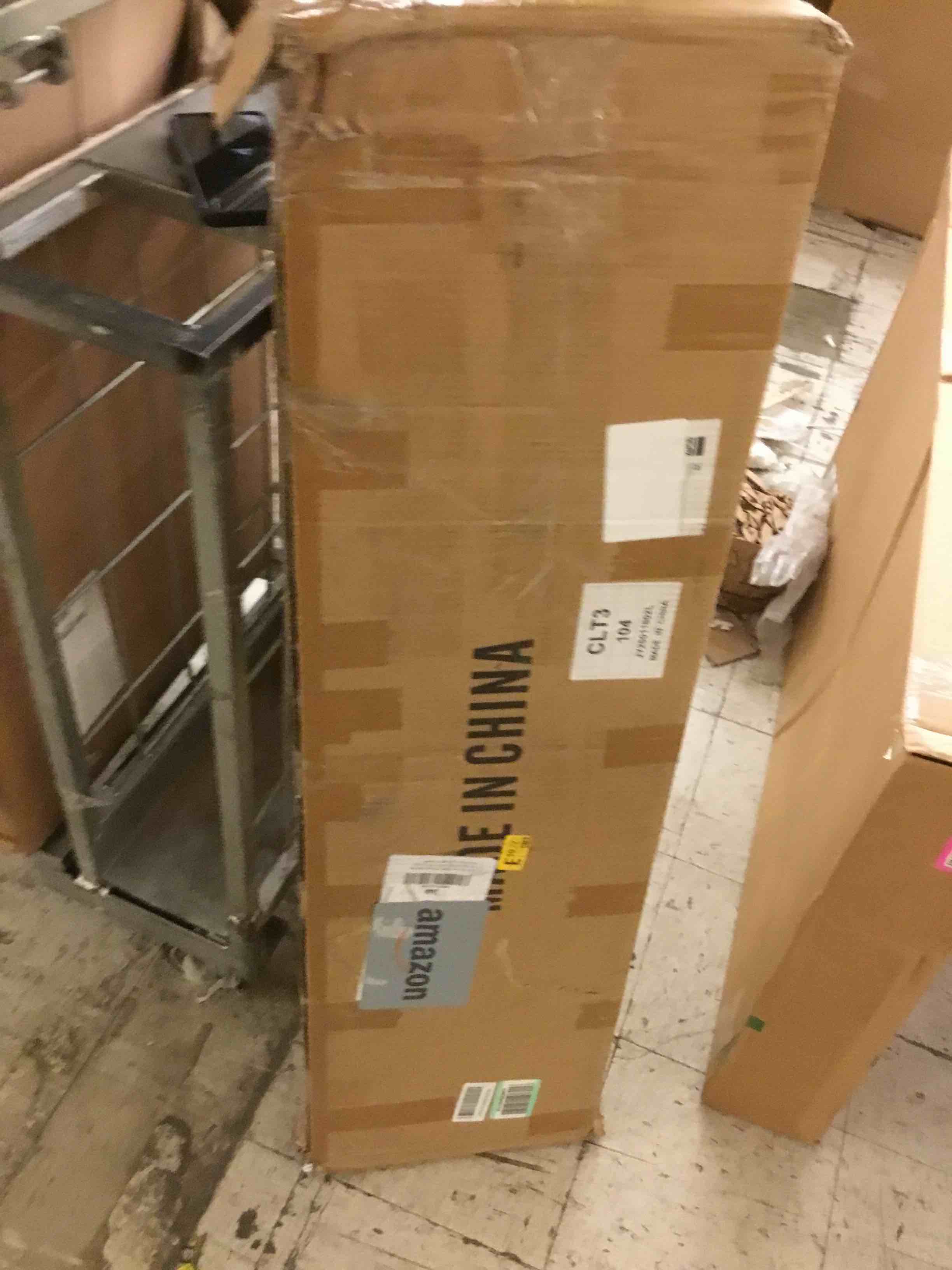 https://s3.amazonaws.com/lotting-images-prod/bidfta/PNK3500424_1755697305062.jpeg