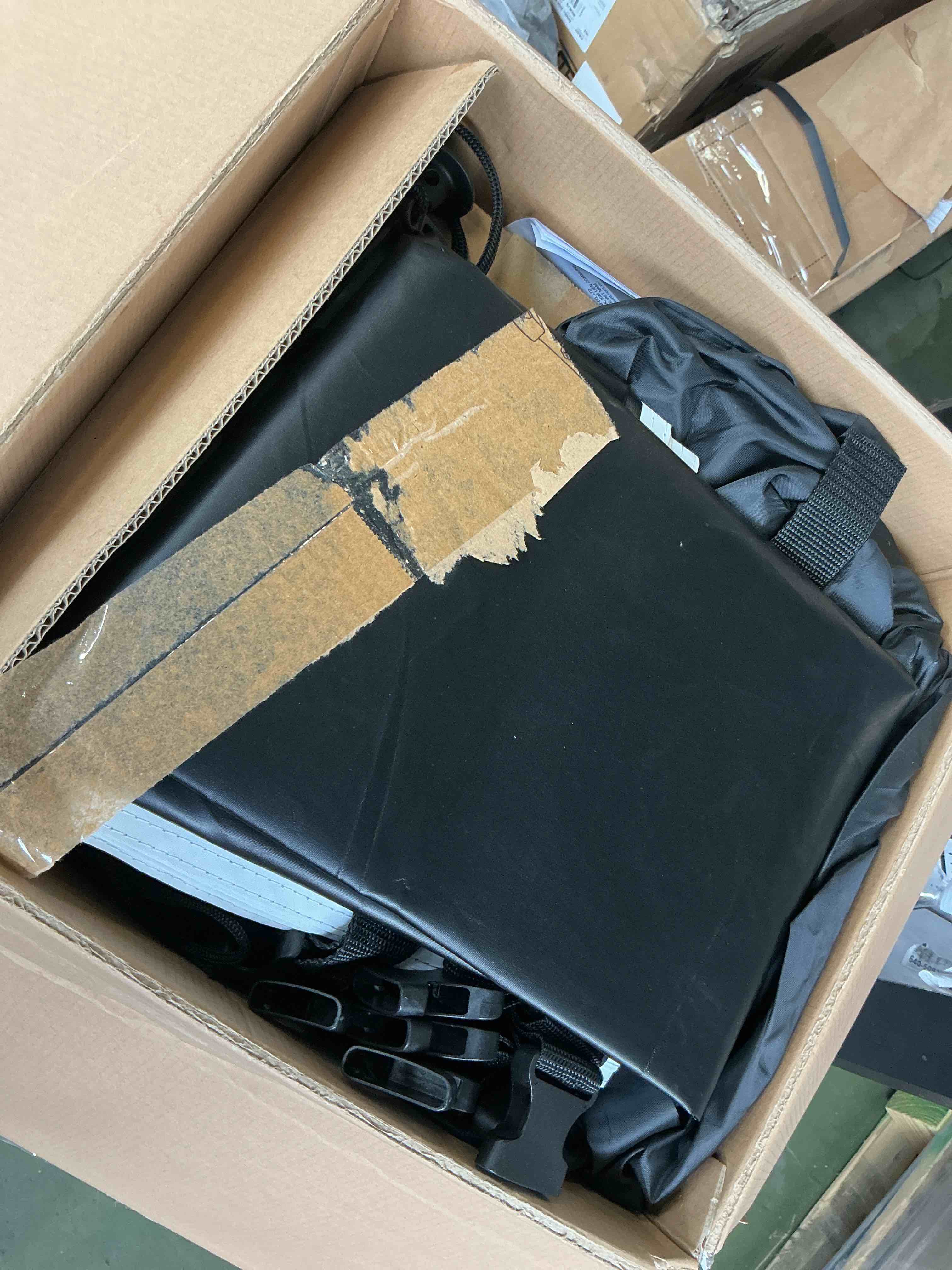 https://s3.amazonaws.com/lotting-images-prod/bidfta/PNK3506688_1755887030370.jpeg