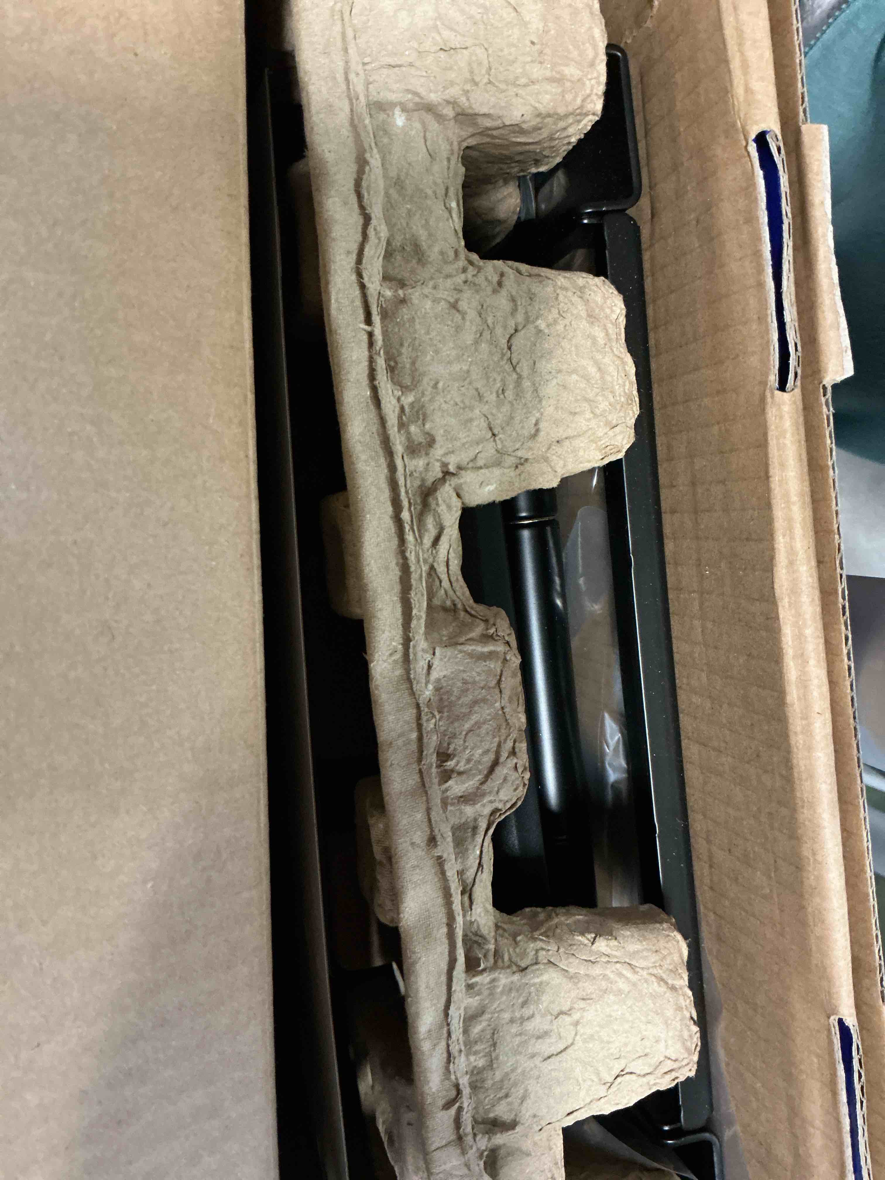 https://s3.amazonaws.com/lotting-images-prod/bidfta/PNK3506864_1756208475655.jpeg