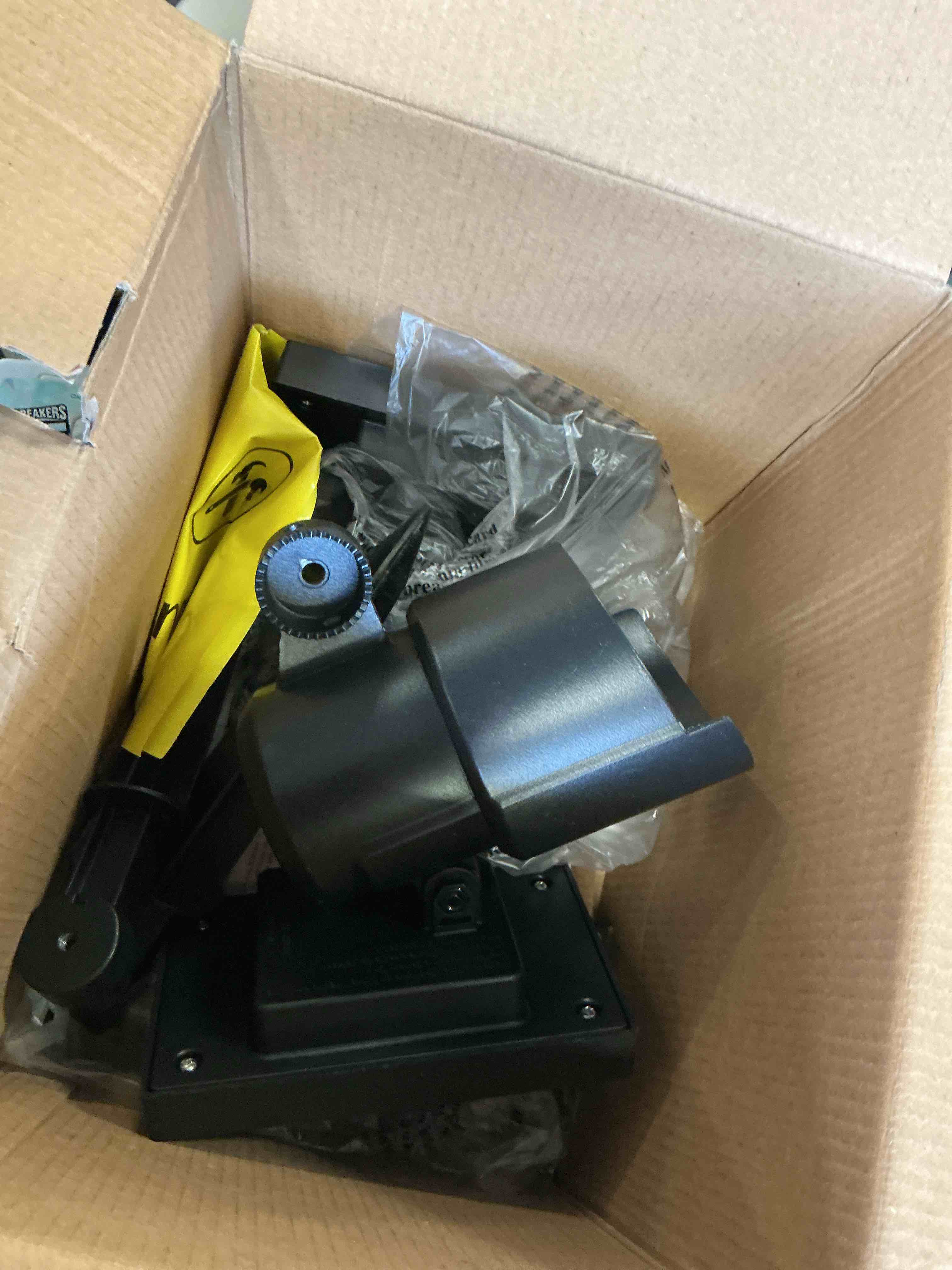https://s3.amazonaws.com/lotting-images-prod/bidfta/PNK3506954_1756233993662.jpeg