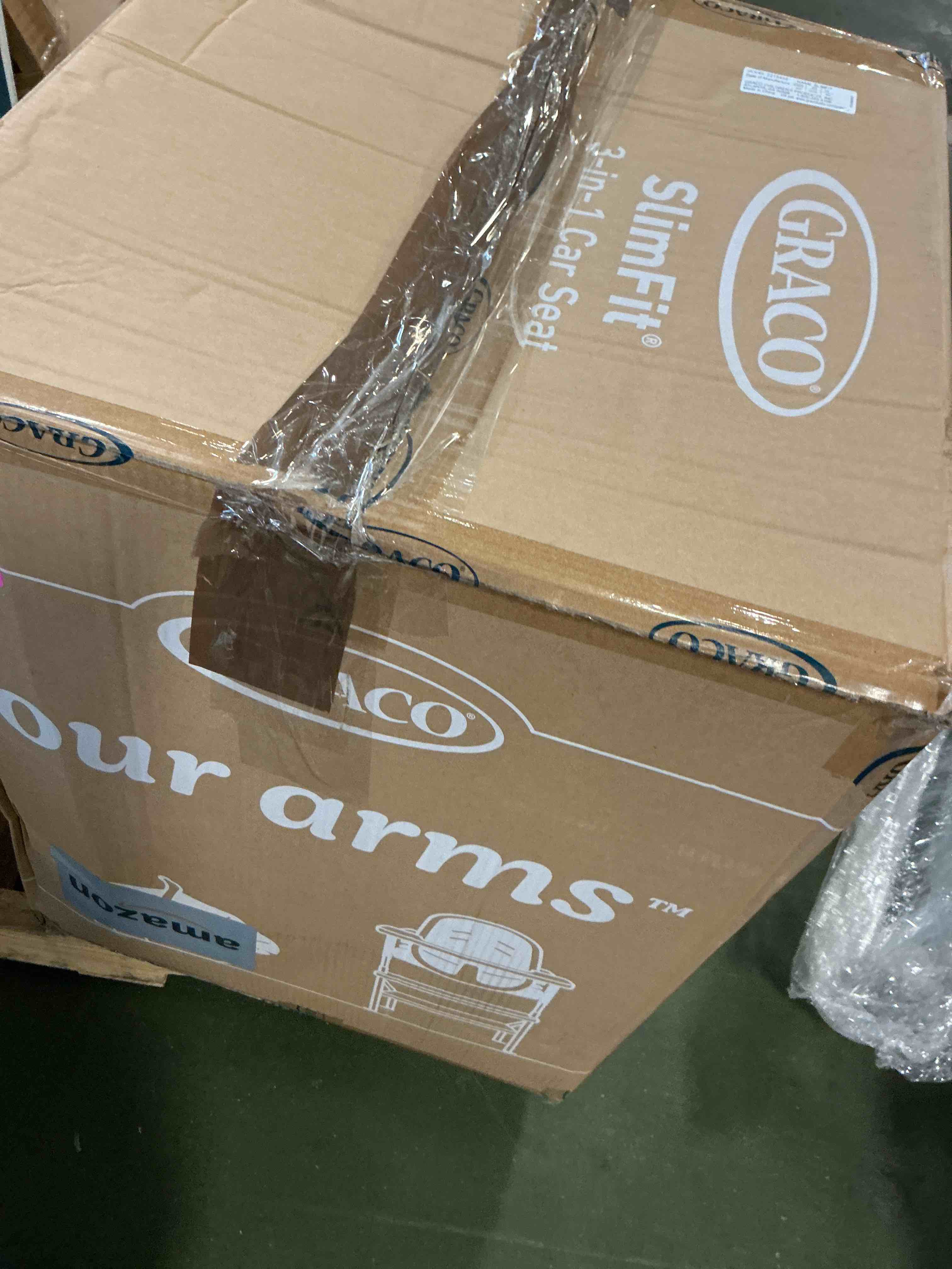 https://s3.amazonaws.com/lotting-images-prod/bidfta/PNK3506995_1756293856147.jpeg