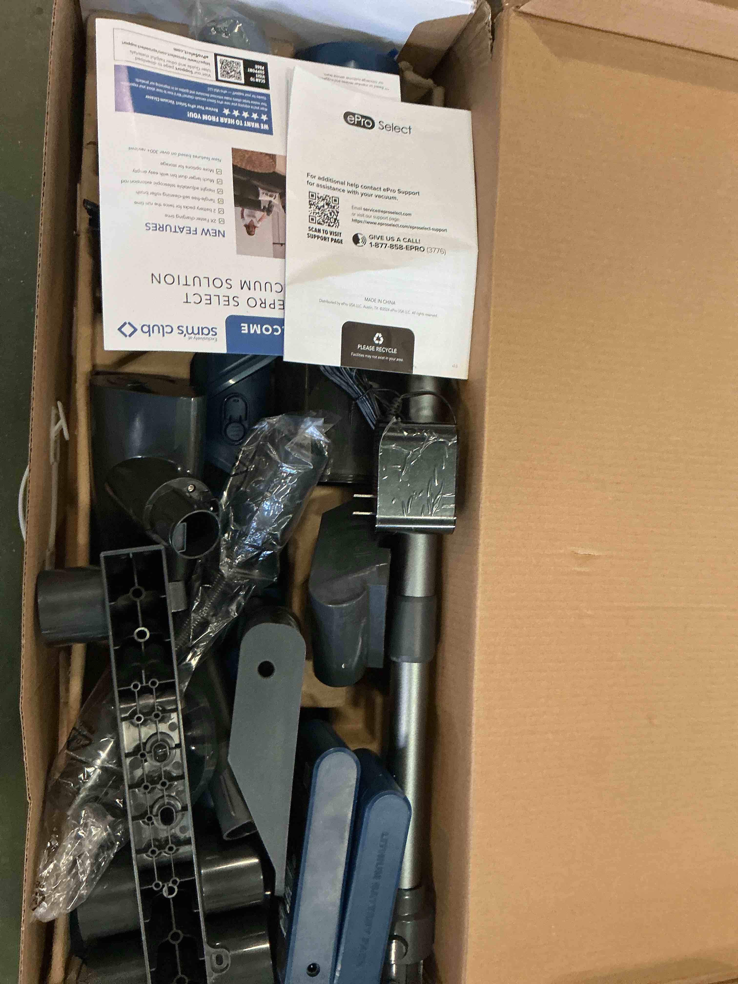 https://s3.amazonaws.com/lotting-images-prod/bidfta/PNK3507368_1756411302205.jpeg