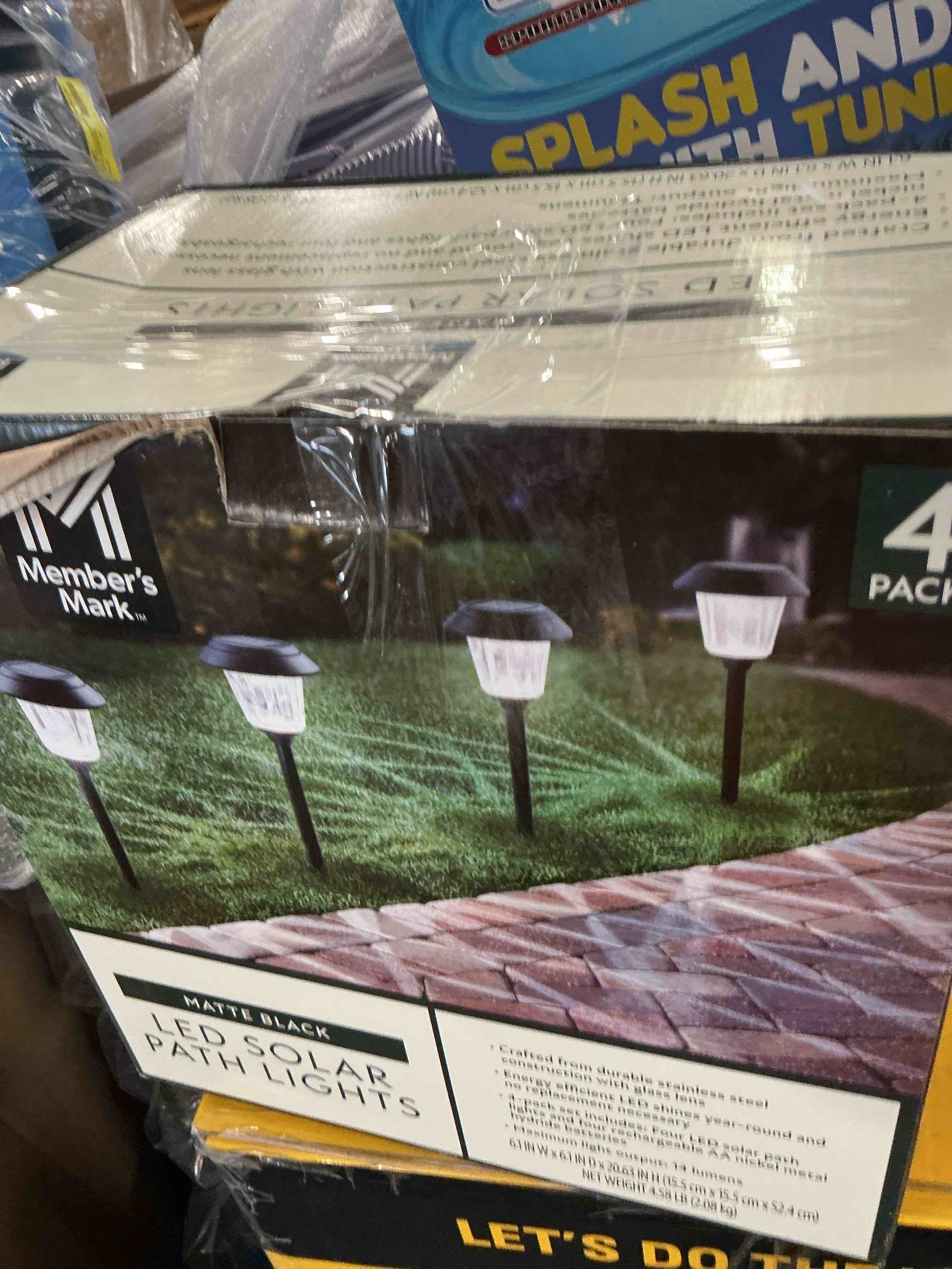 https://s3.amazonaws.com/lotting-images-prod/bidfta/PNK3510050_1755867198850.jpeg