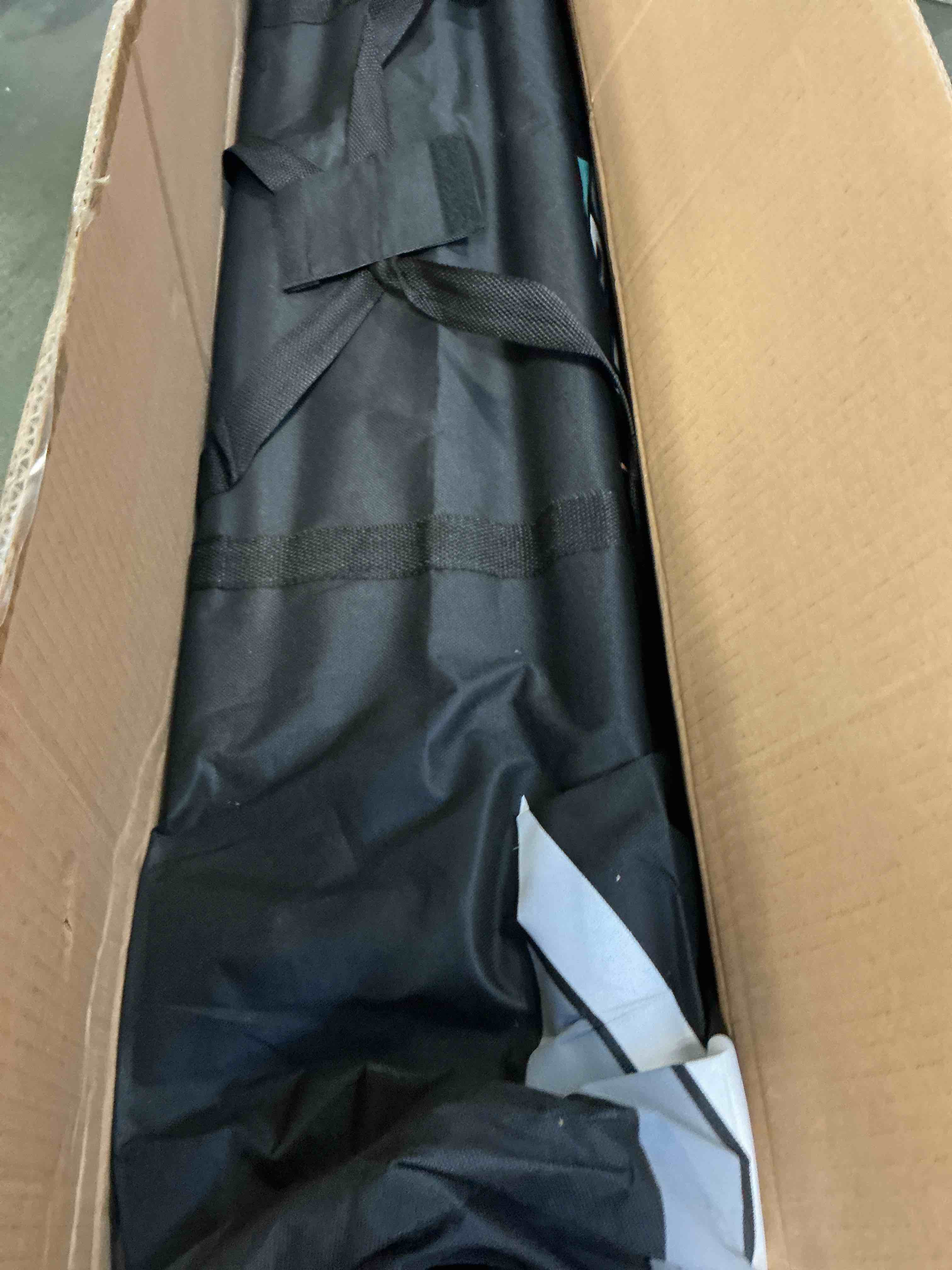 https://s3.amazonaws.com/lotting-images-prod/bidfta/PNK3510157_1756207944615.jpeg