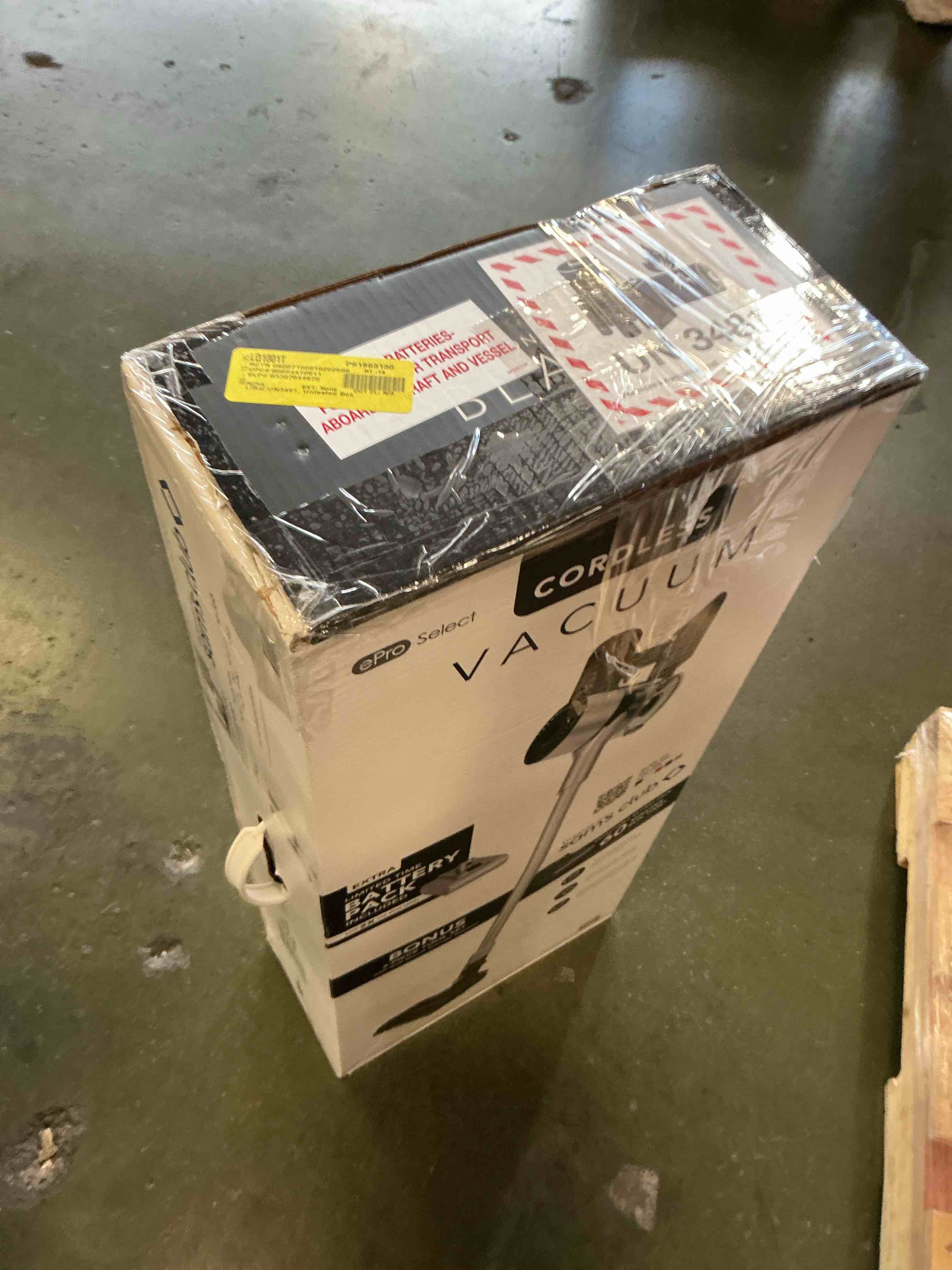 https://s3.amazonaws.com/lotting-images-prod/bidfta/PNK3510252_1756229135878.jpeg