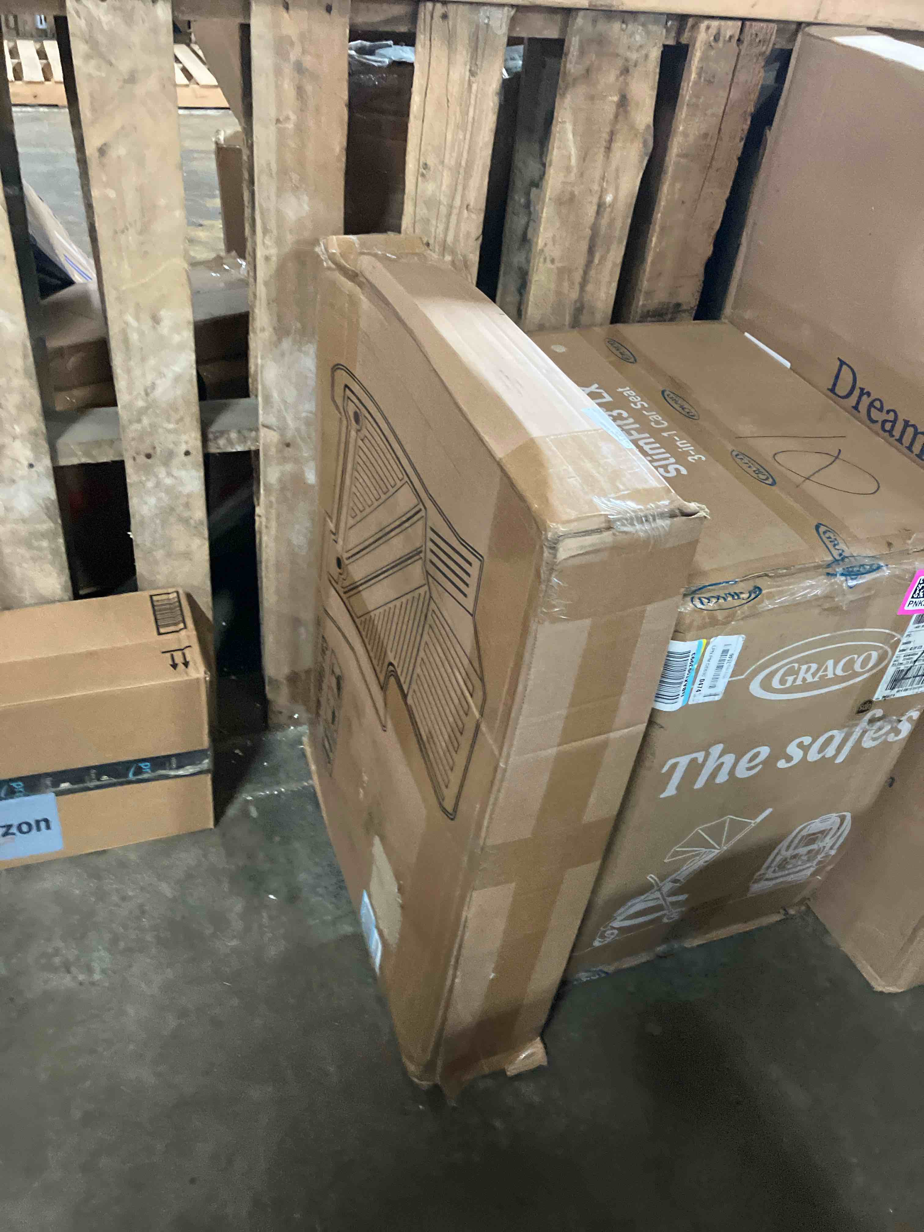 https://s3.amazonaws.com/lotting-images-prod/bidfta/PNK3539110_1753819612277.jpeg