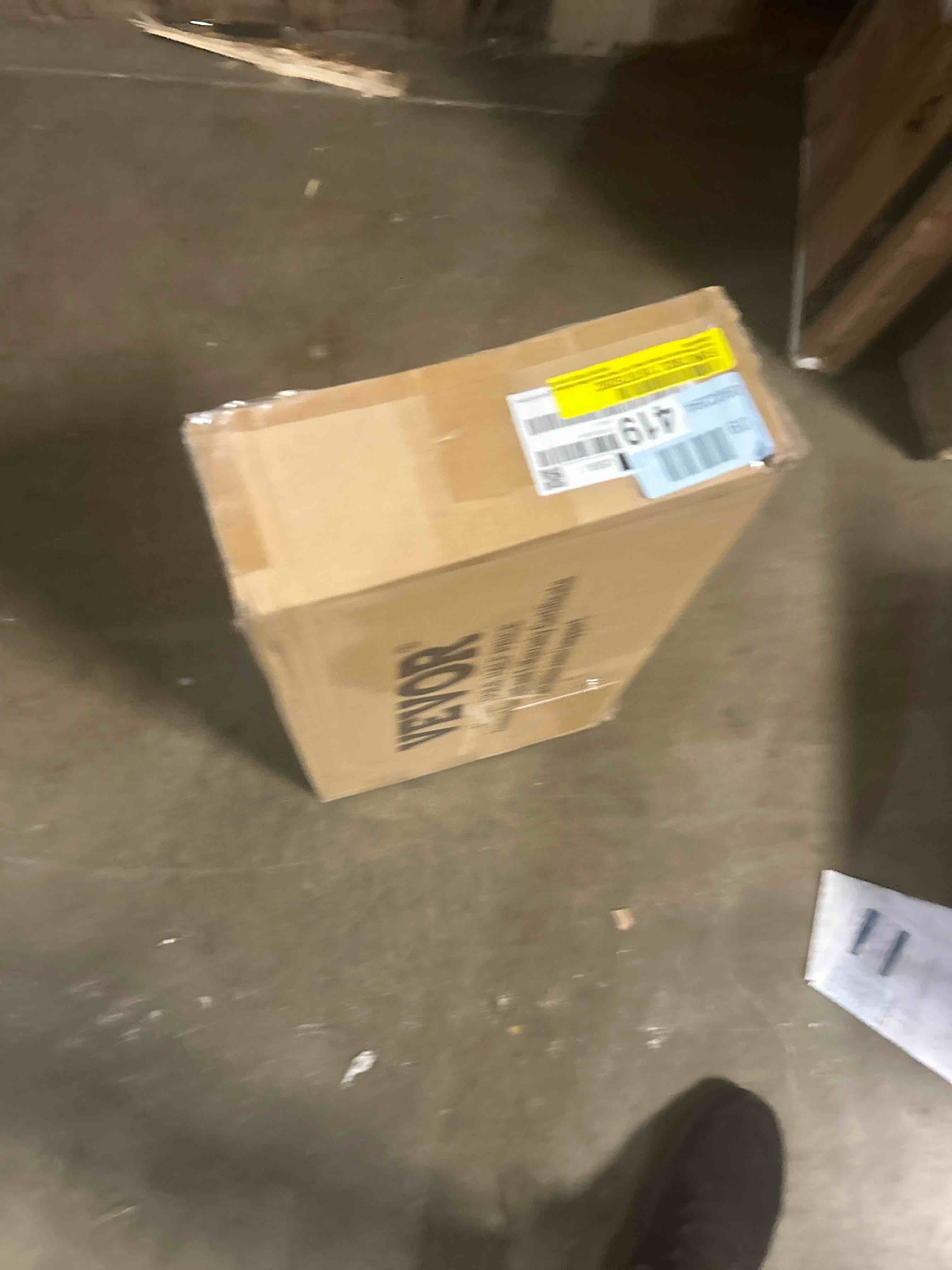 https://s3.amazonaws.com/lotting-images-prod/bidfta/PNK3541019_1751641826420.jpeg