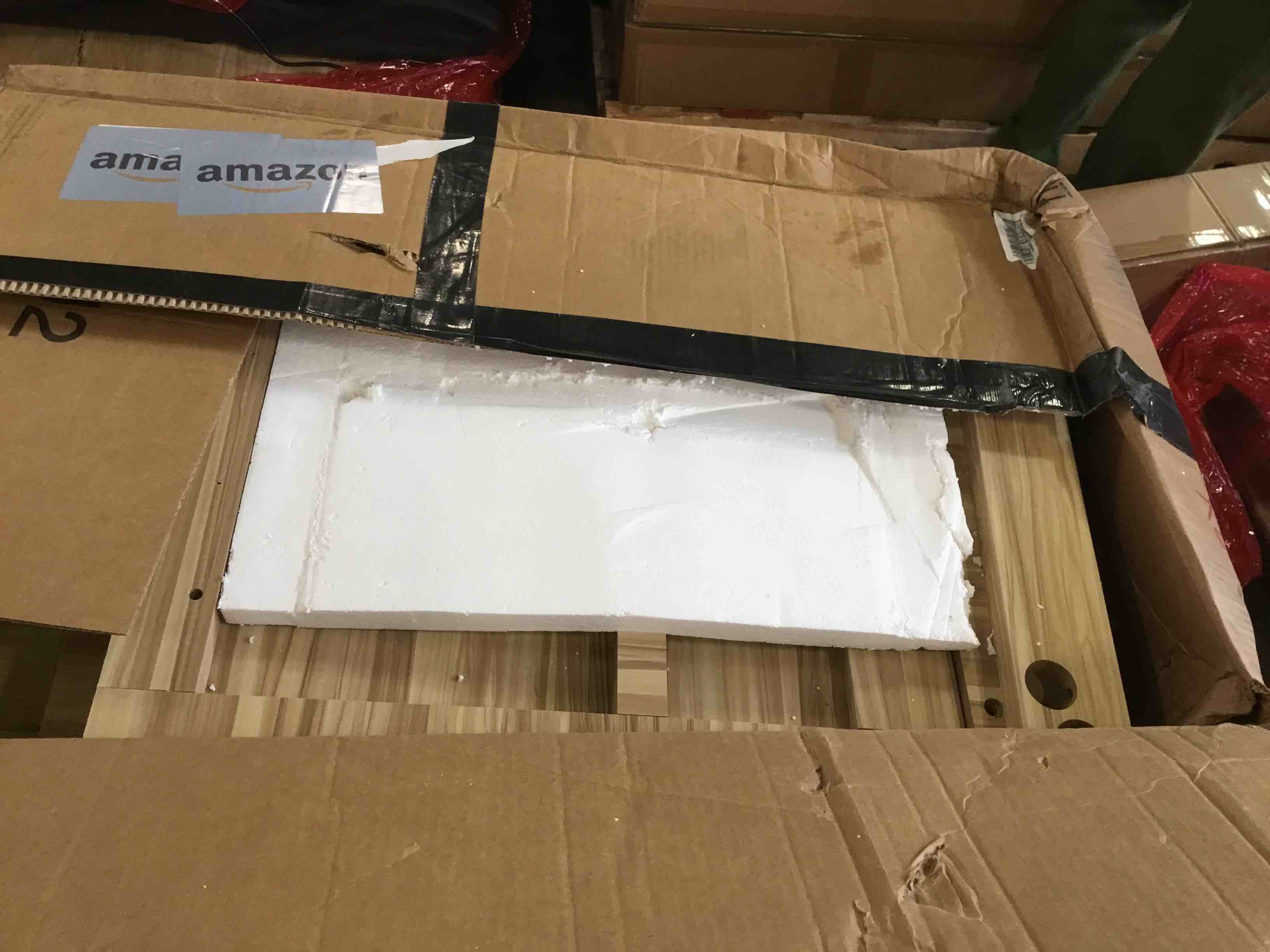 https://s3.amazonaws.com/lotting-images-prod/bidfta/PNK3547358_1750164406194.jpeg