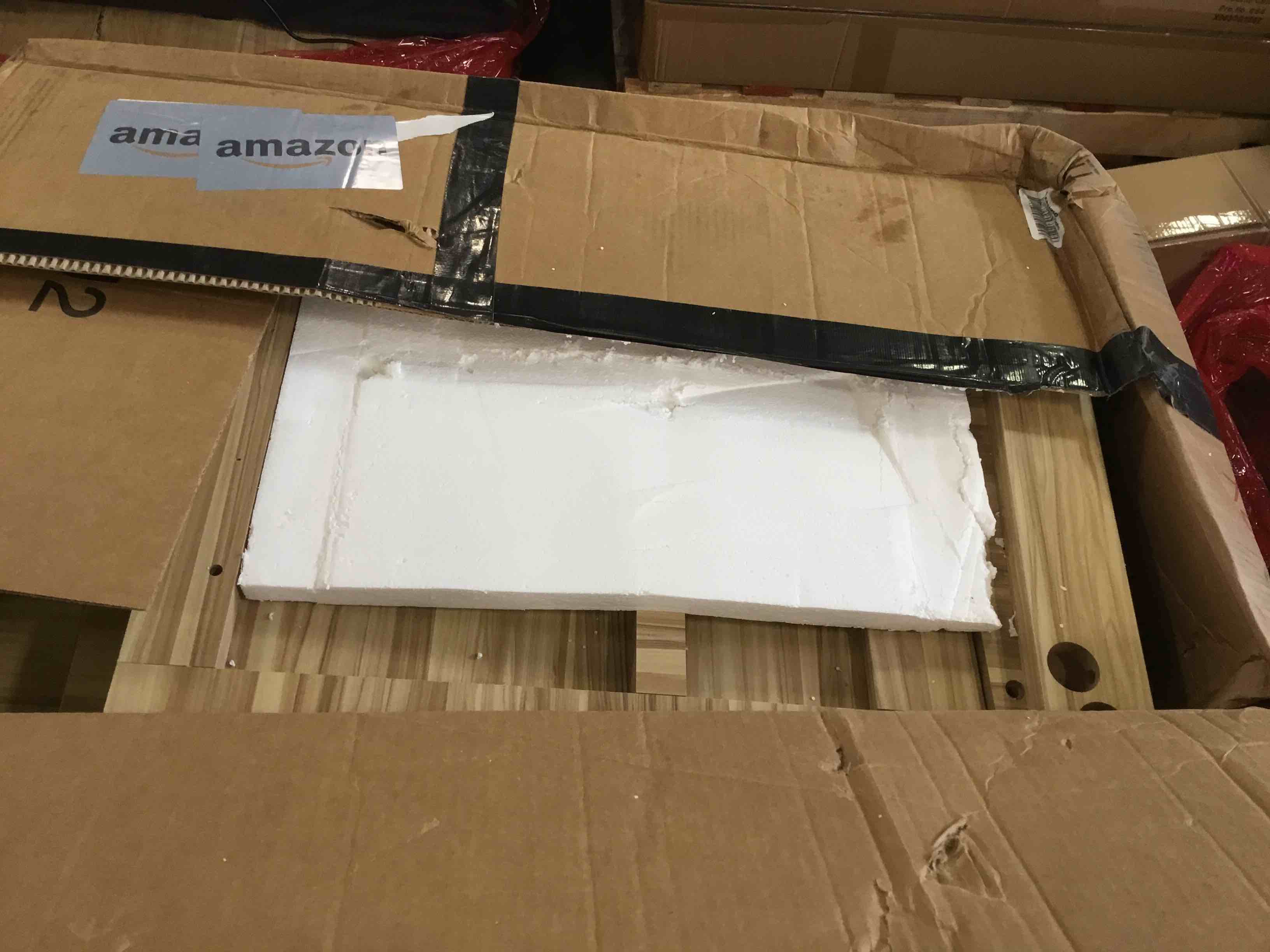 https://s3.amazonaws.com/lotting-images-prod/bidfta/PNK3547358_1750164407101.jpeg