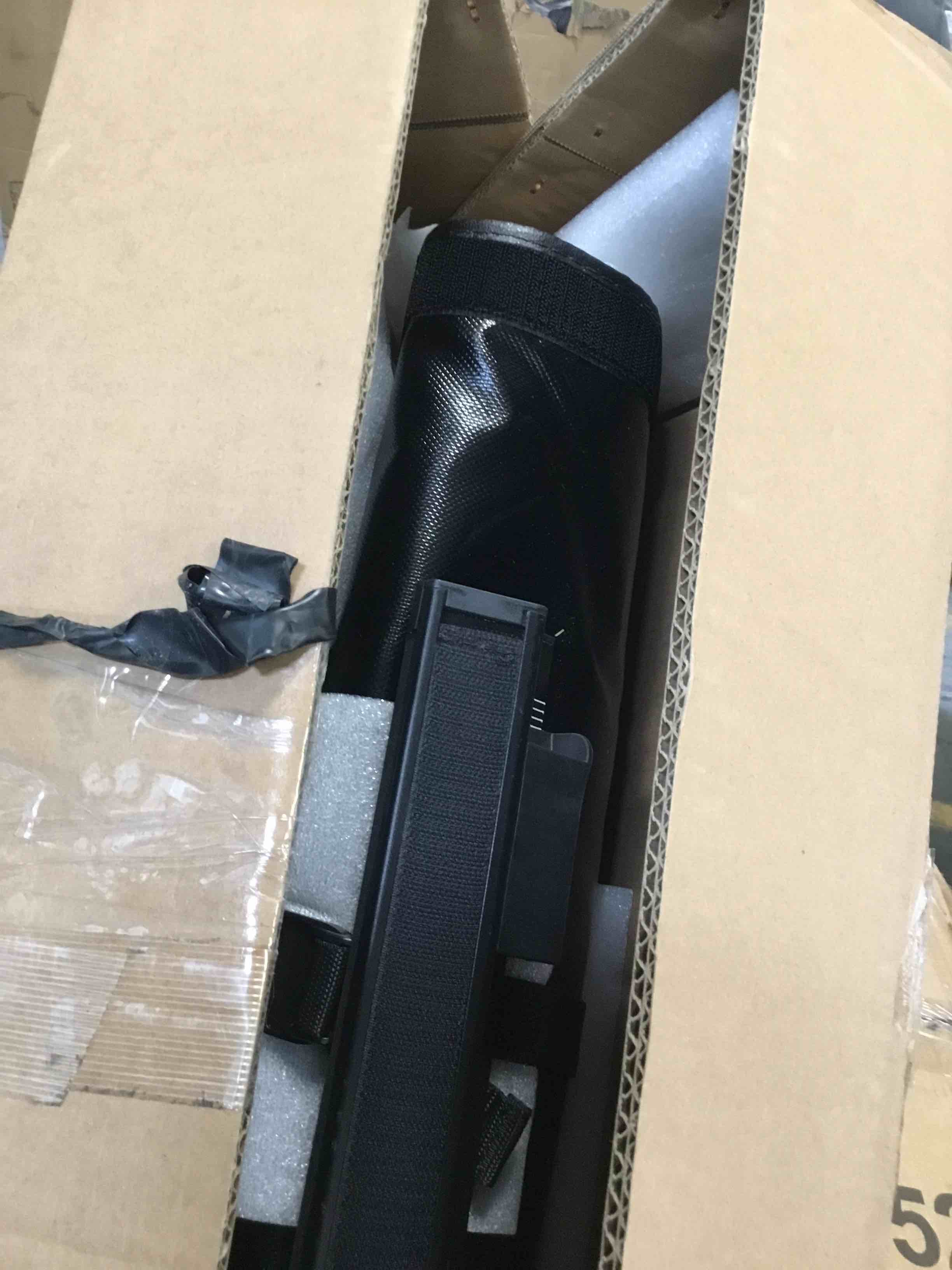 https://s3.amazonaws.com/lotting-images-prod/bidfta/PNK3547605_1750267942199.jpeg
