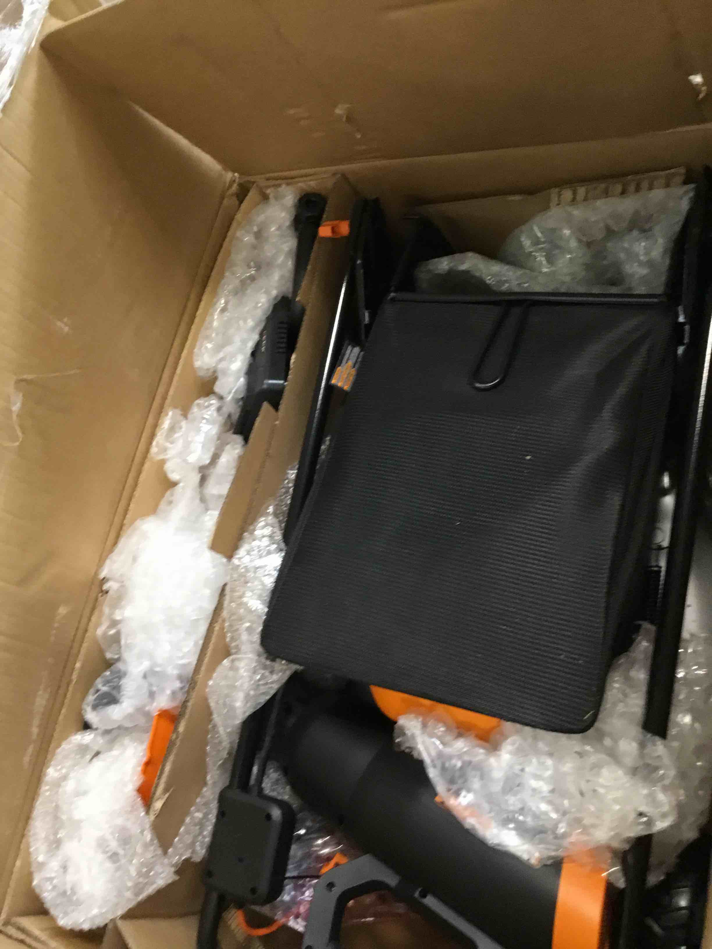 https://s3.amazonaws.com/lotting-images-prod/bidfta/PNK3547931_1750441574368.jpeg