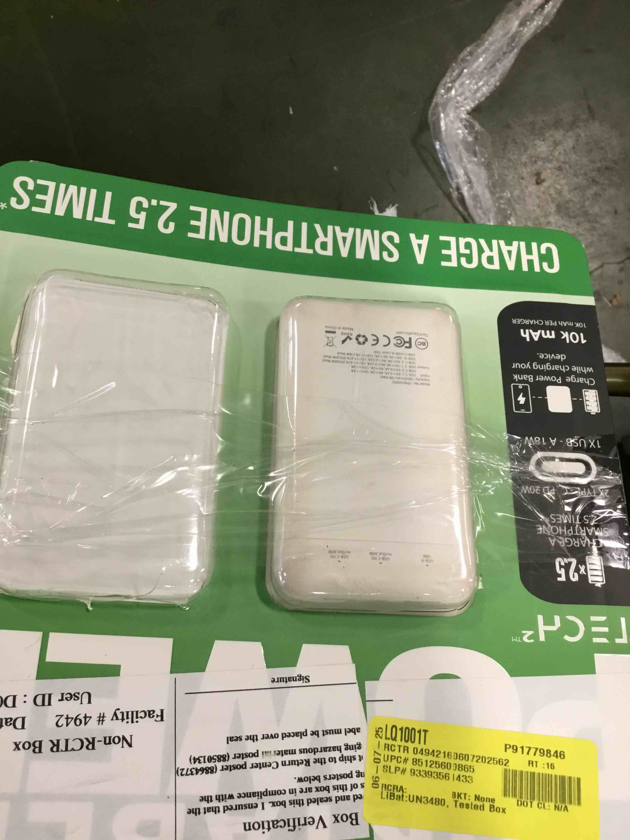 https://s3.amazonaws.com/lotting-images-prod/bidfta/PNK3547971_1750449417850.jpeg