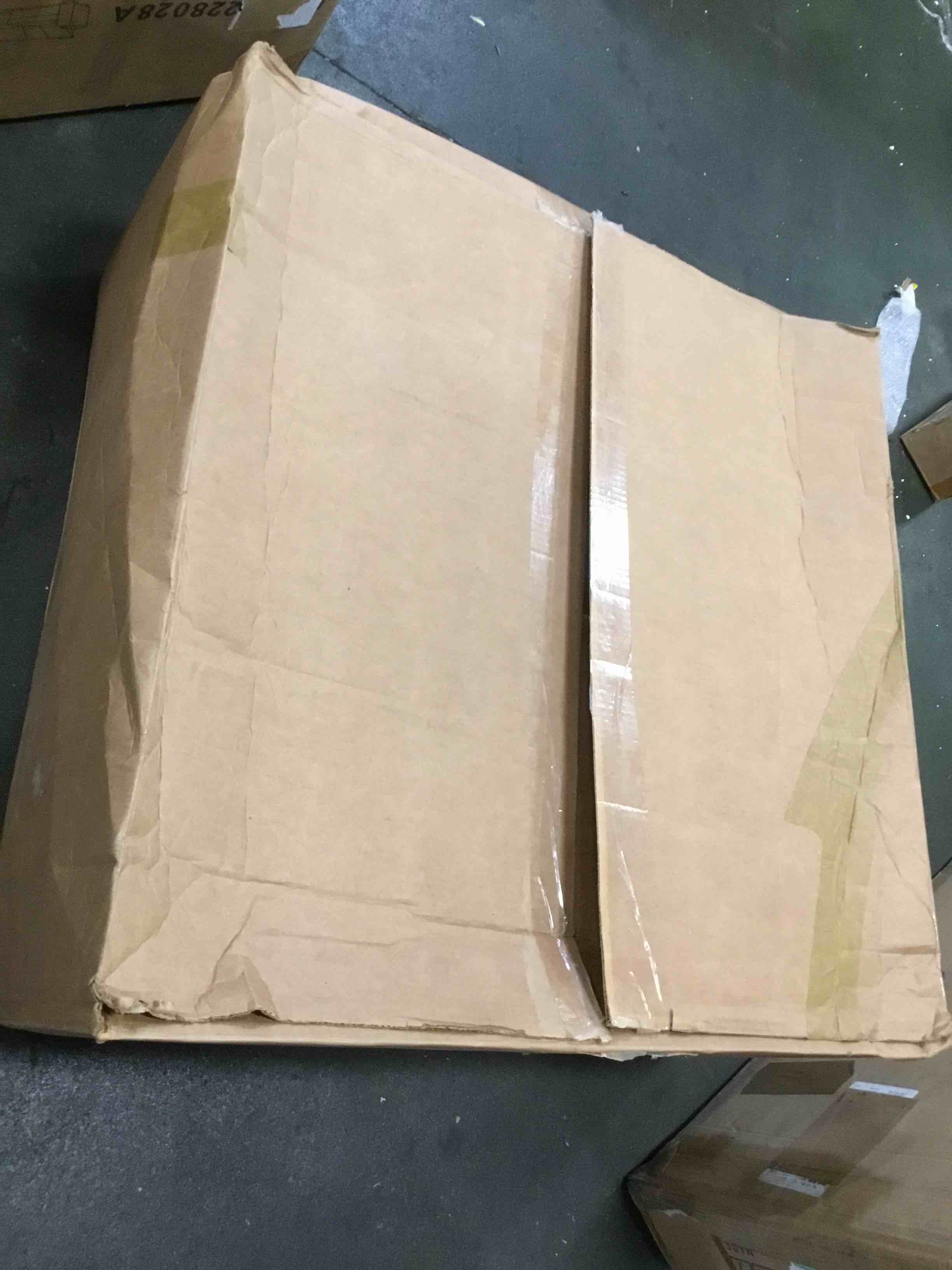 https://s3.amazonaws.com/lotting-images-prod/bidfta/PNK3548146_1750786792668.jpeg