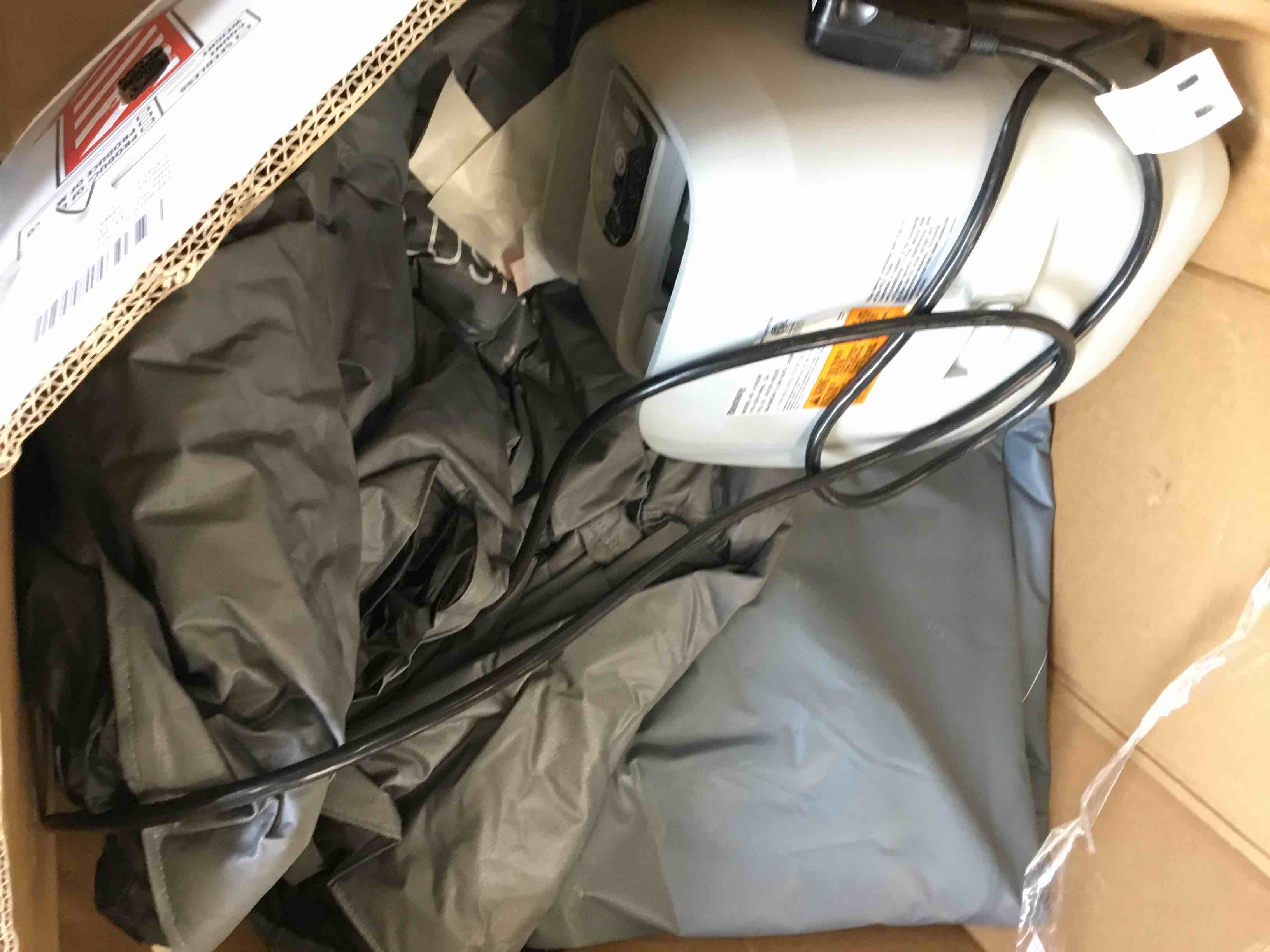 https://s3.amazonaws.com/lotting-images-prod/bidfta/PNK3548433_1750943303543.jpeg