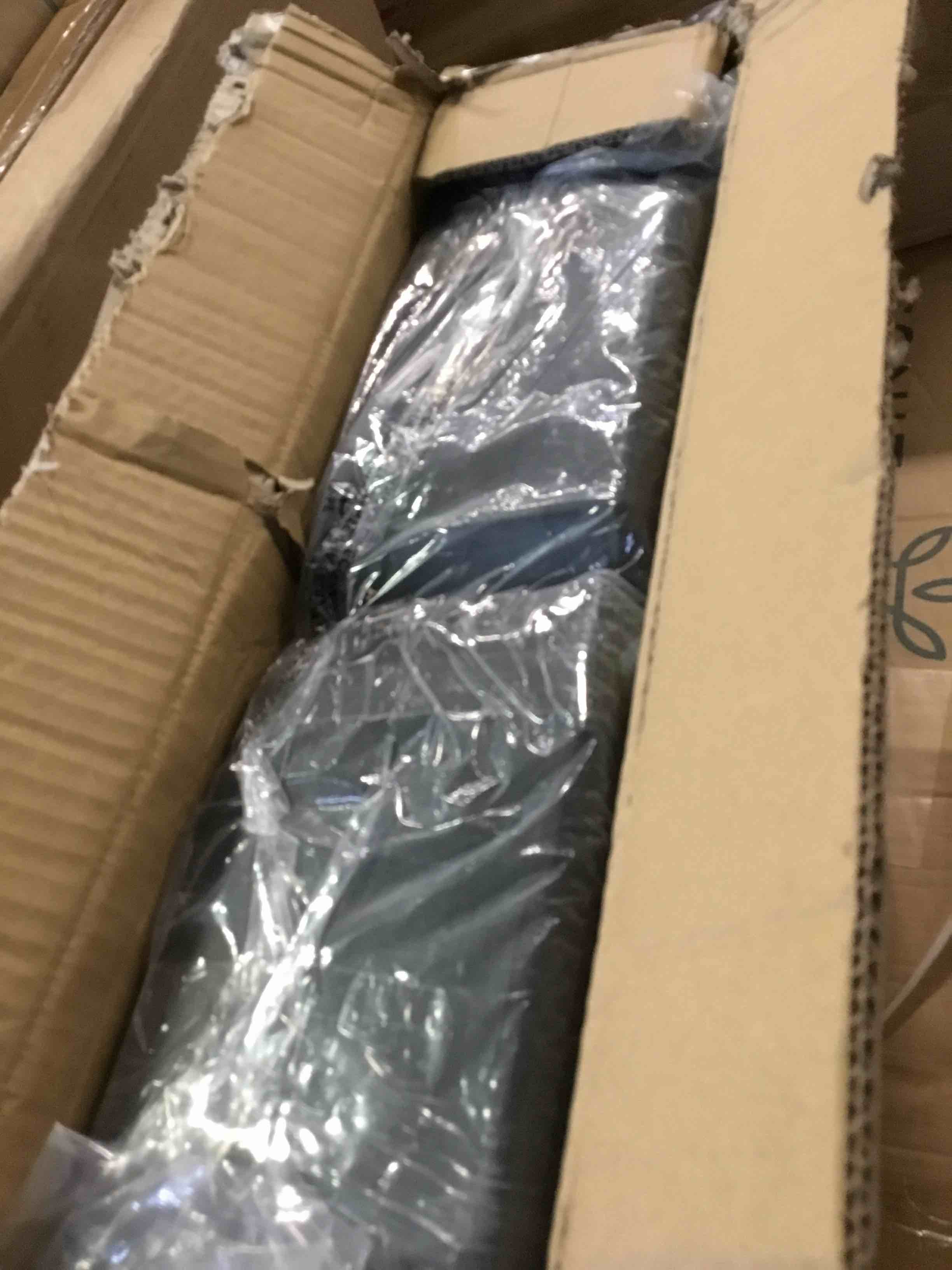 https://s3.amazonaws.com/lotting-images-prod/bidfta/PNK3548564_1751028046571.jpeg