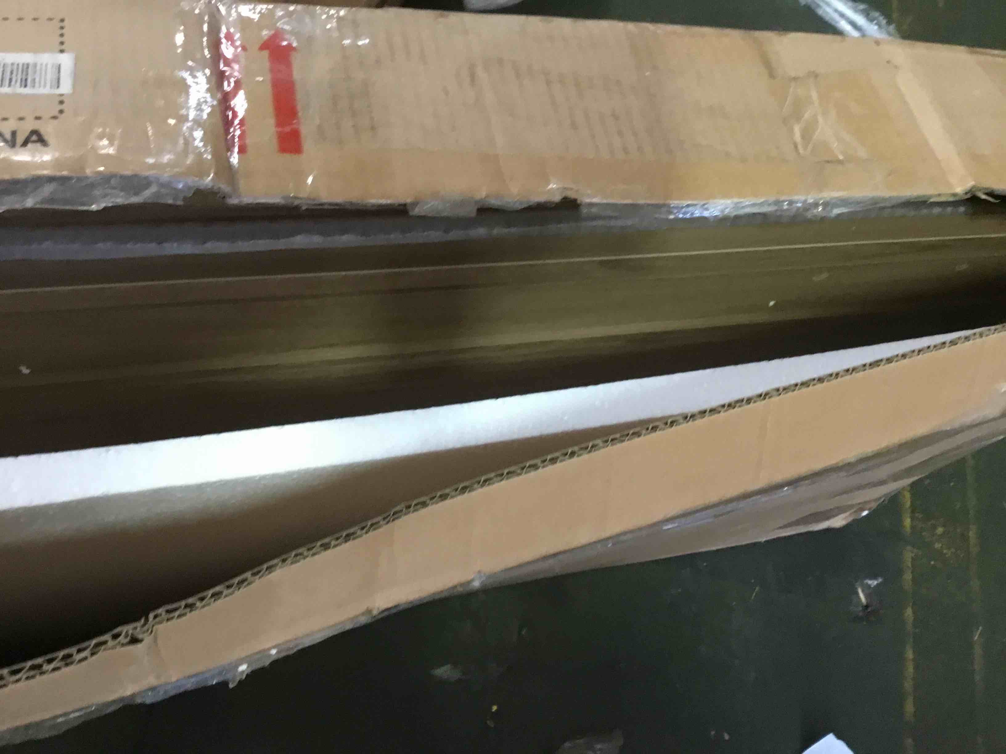https://s3.amazonaws.com/lotting-images-prod/bidfta/PNK3548595_1751032509094.jpeg