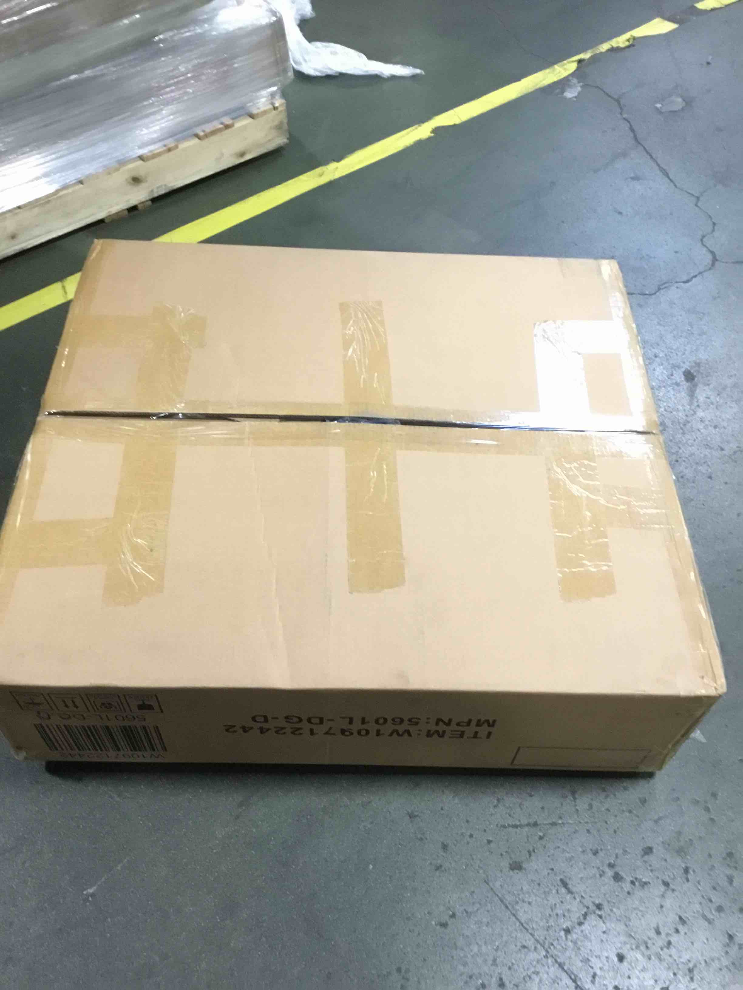 https://s3.amazonaws.com/lotting-images-prod/bidfta/PNK3548661_1751285448020.jpeg