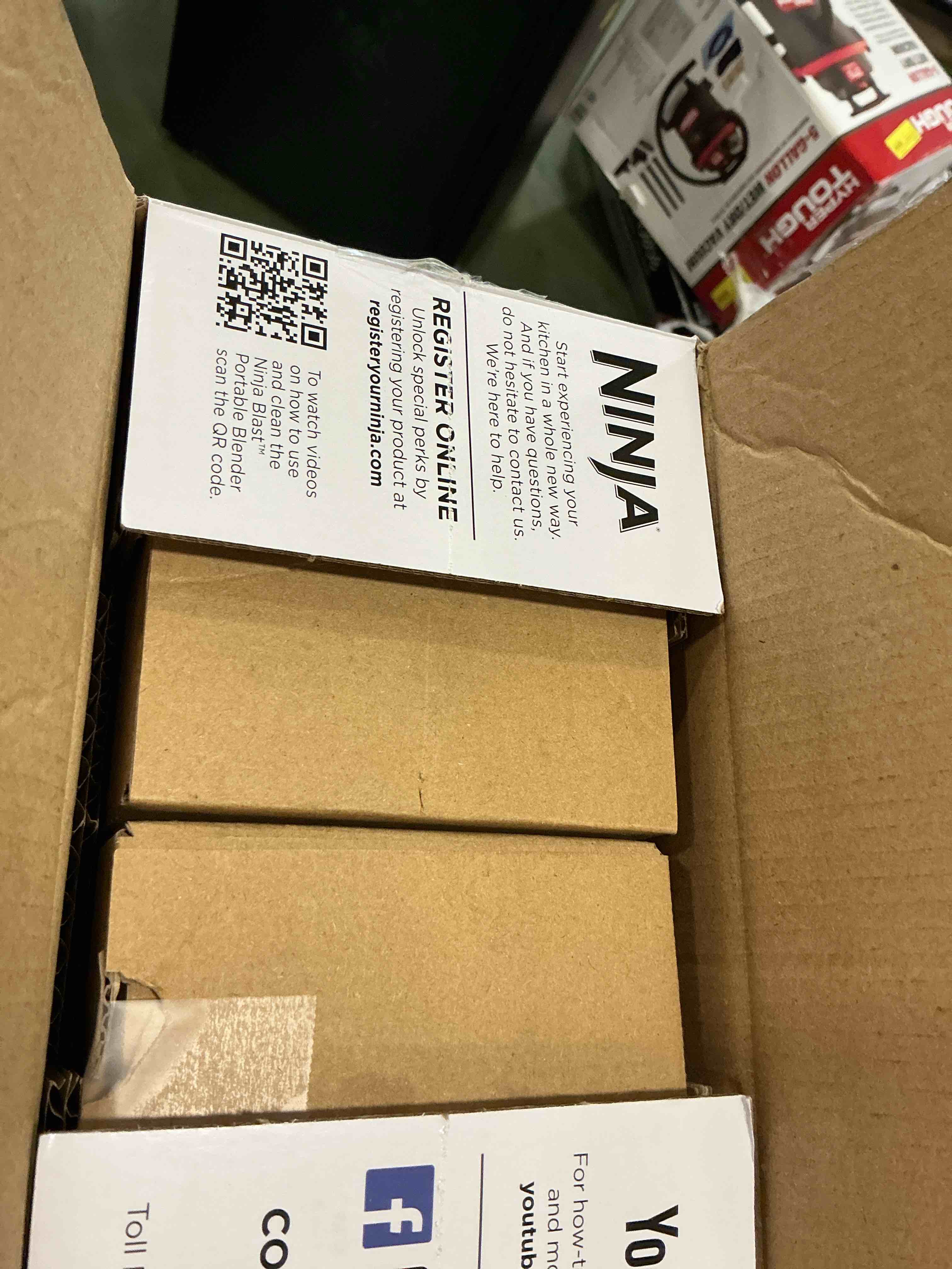https://s3.amazonaws.com/lotting-images-prod/bidfta/PNK3549345_1751996510573.jpeg