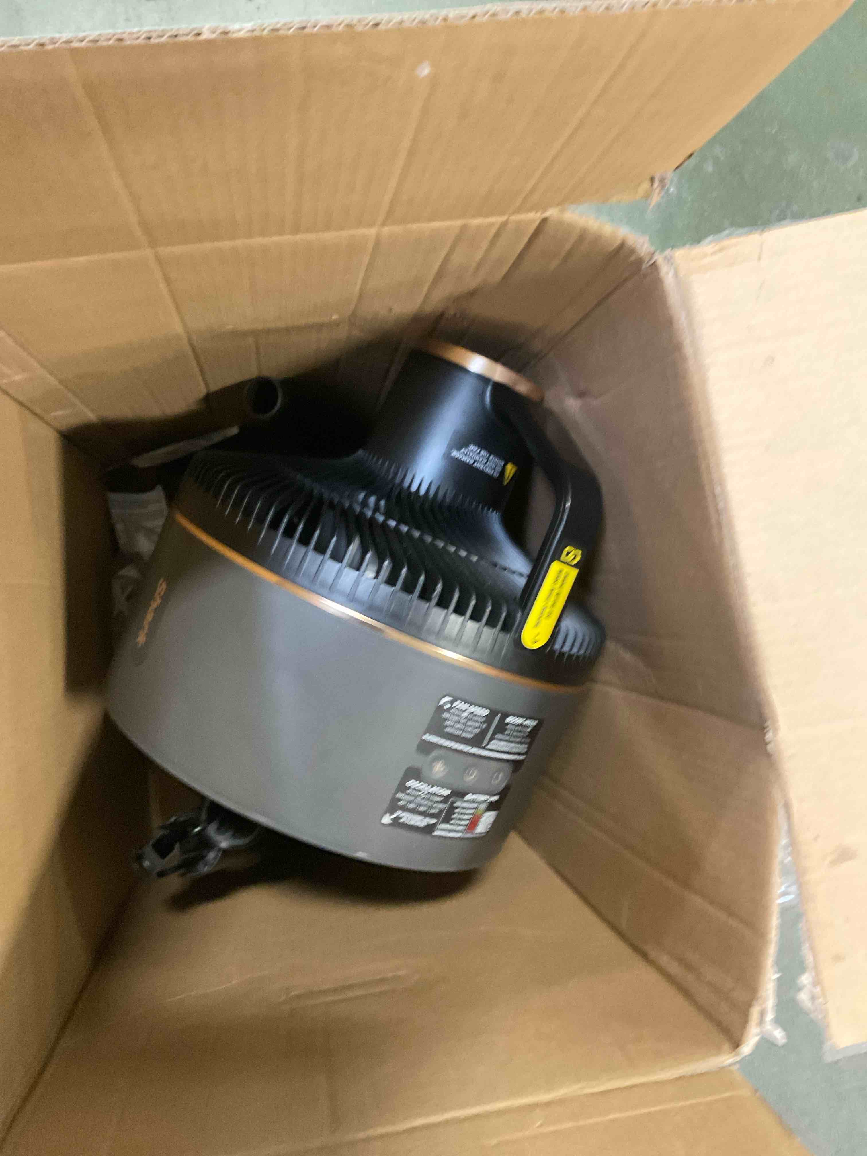 https://s3.amazonaws.com/lotting-images-prod/bidfta/PNK3549800_1752673534307.jpeg