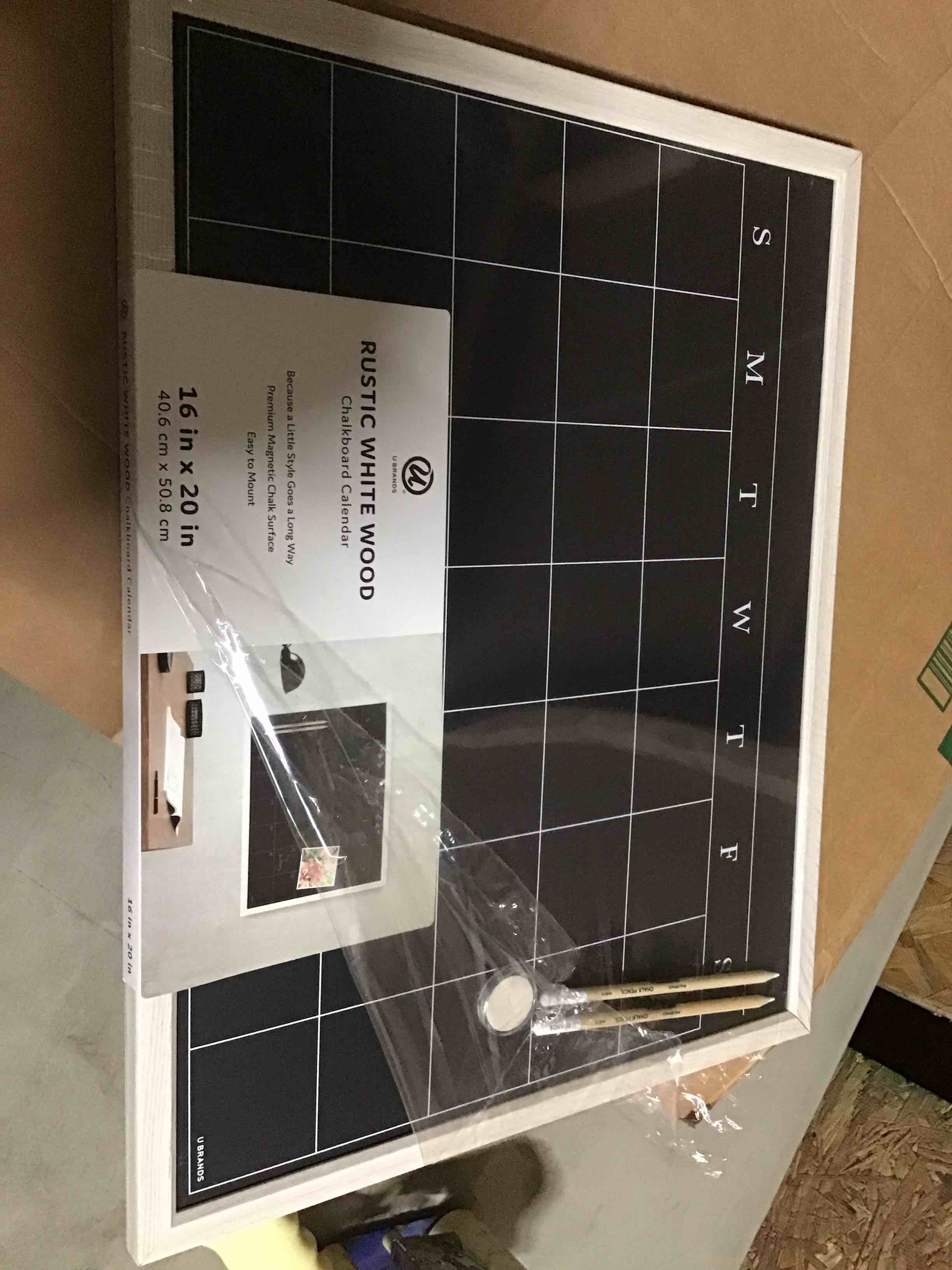 https://s3.amazonaws.com/lotting-images-prod/bidfta/PNK3552666_1755000638384.jpeg