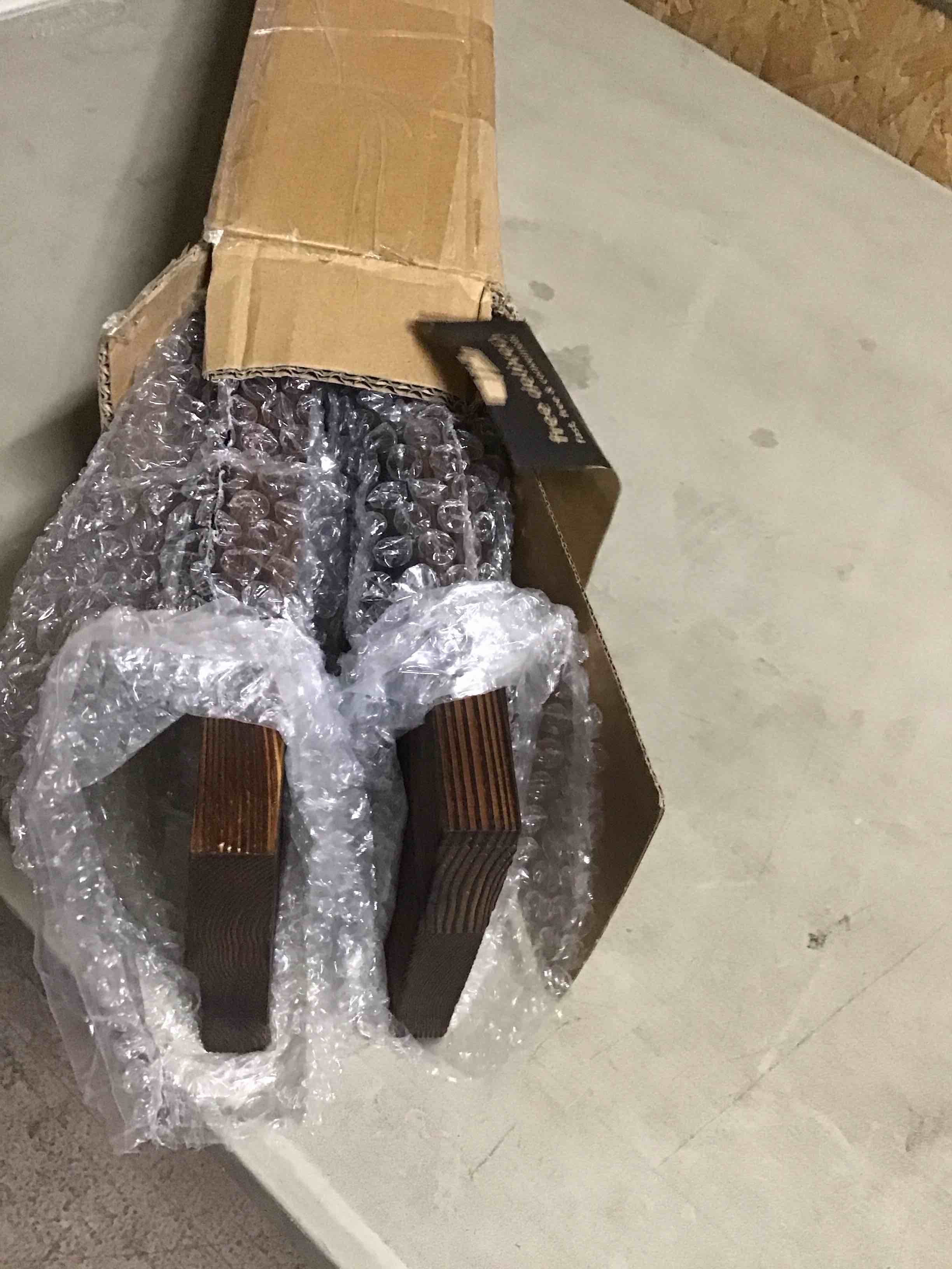 https://s3.amazonaws.com/lotting-images-prod/bidfta/PNK3552895_1755023282818.jpeg