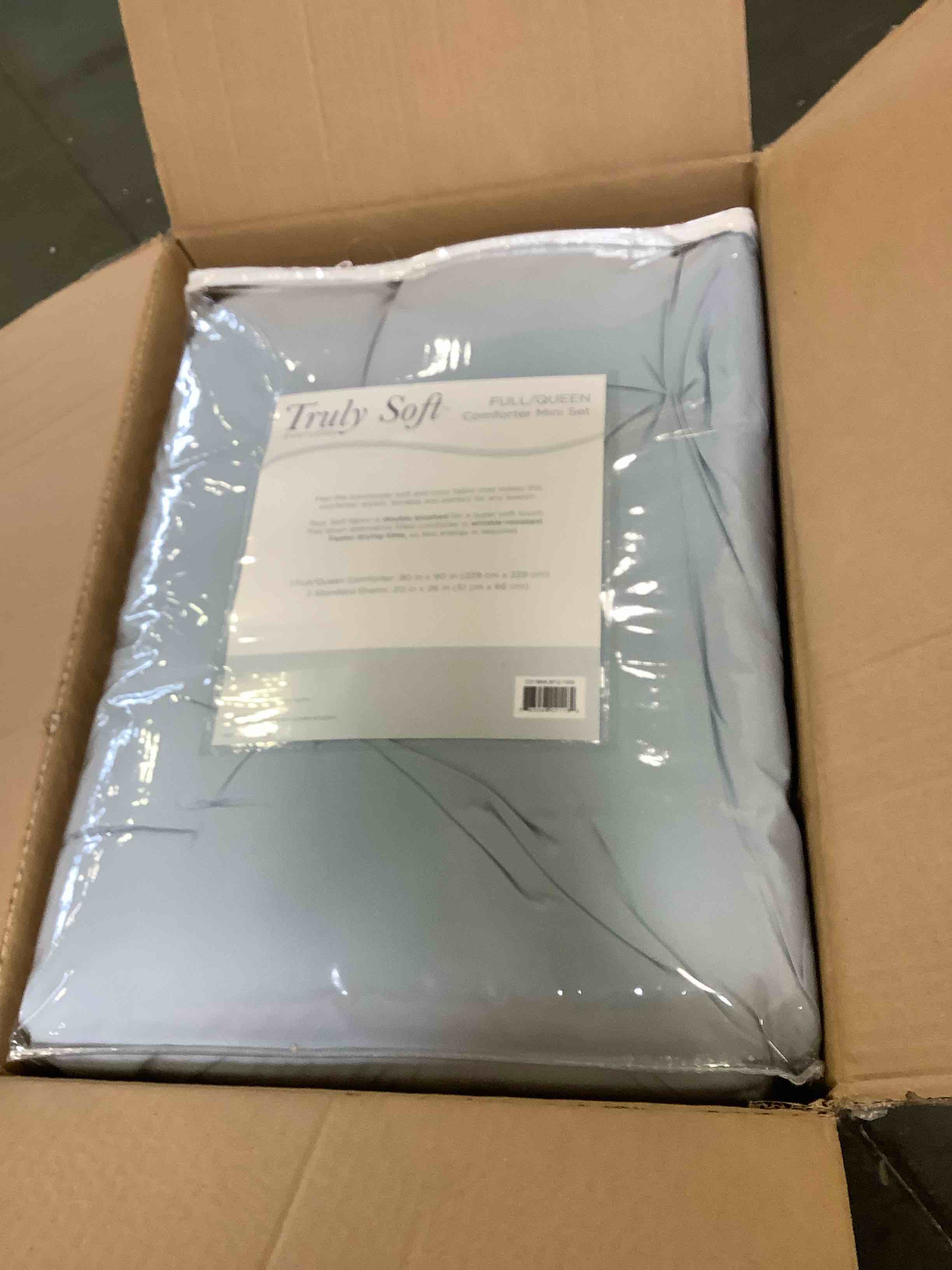 https://s3.amazonaws.com/lotting-images-prod/bidfta/PNK3553084_1750363689455.jpeg