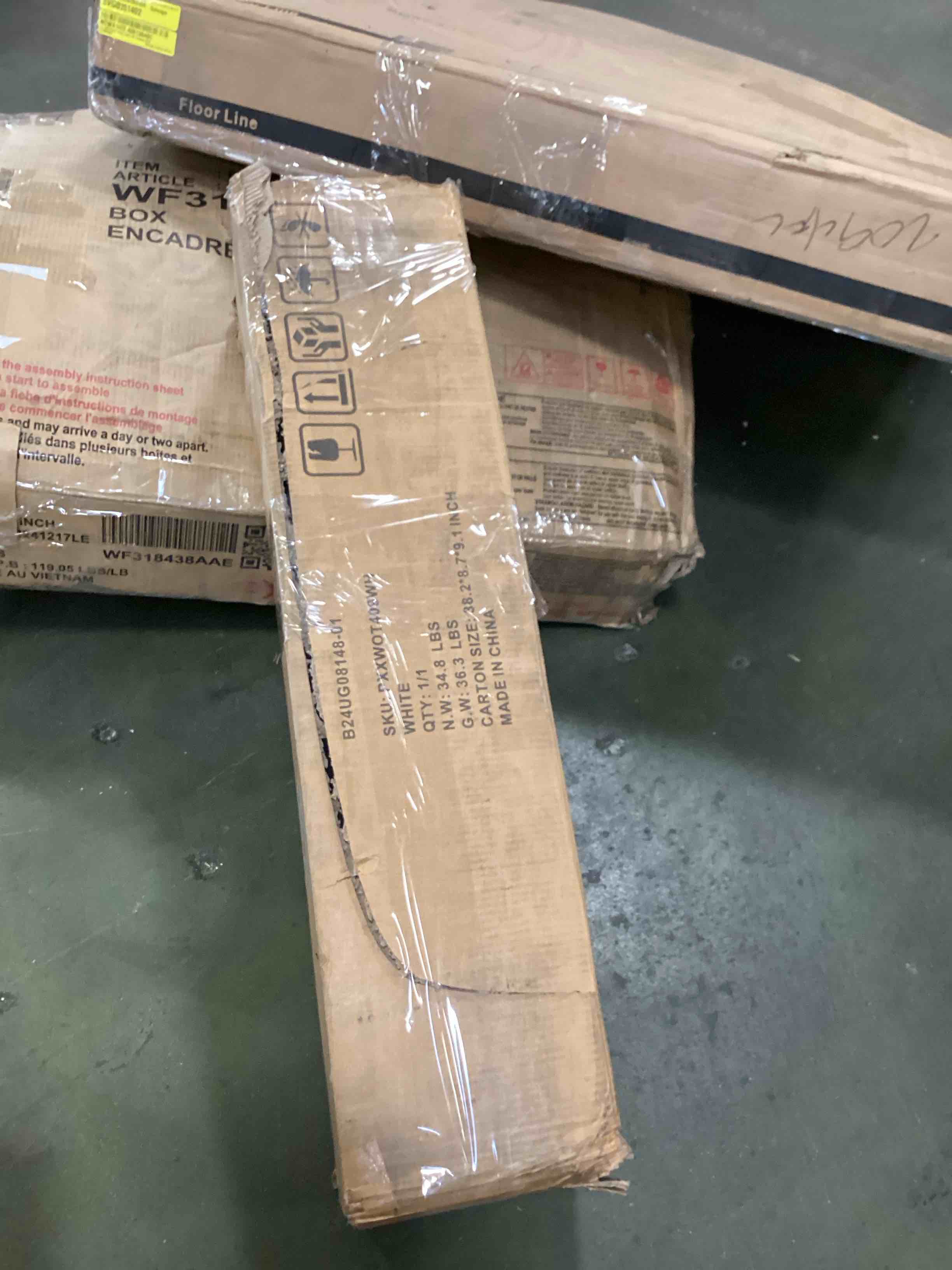 https://s3.amazonaws.com/lotting-images-prod/bidfta/PNK3553170_1750506987853.jpeg
